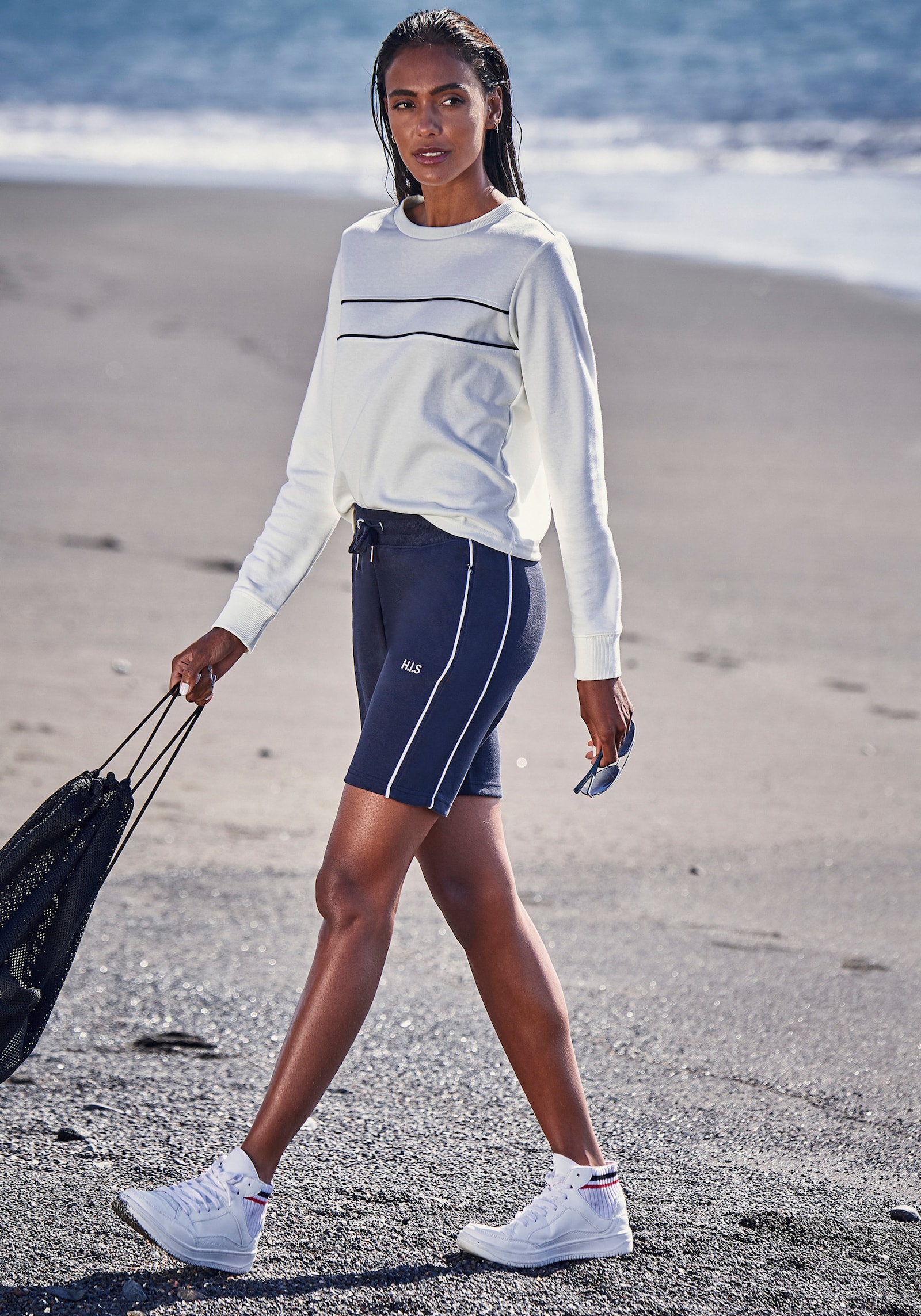 H.I.S Bermuda - marine