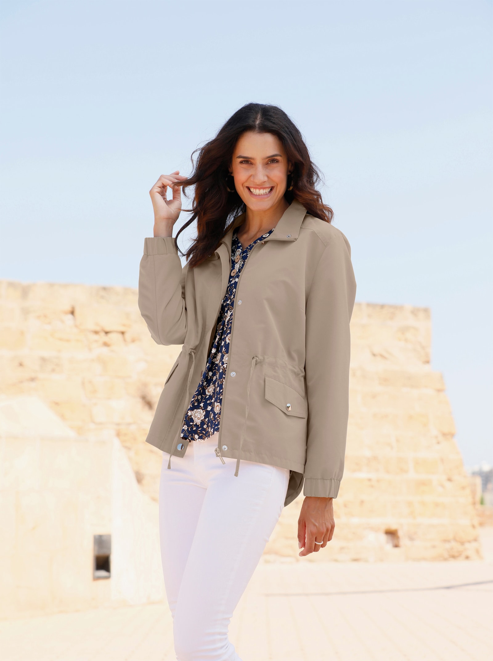 Übergangsjacke mit Taillen-Tunnelzug - sesam