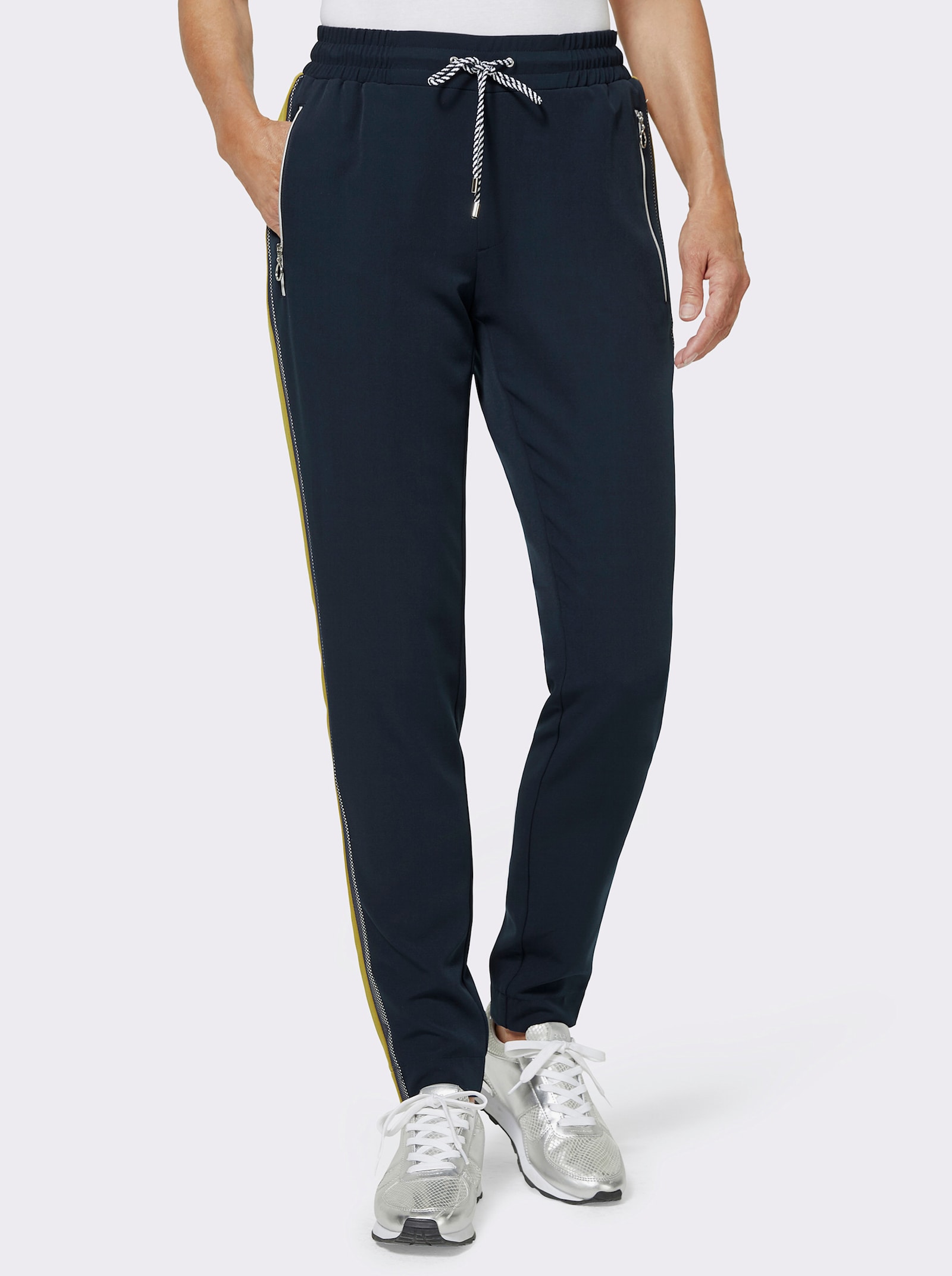 Jogg Pants mit seitlichen Galonstreifen - marine