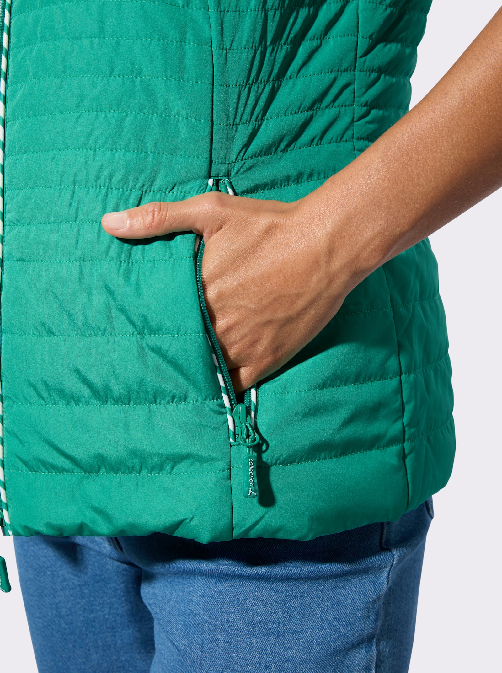 Gilet met capuchon en gestreepte voering - smaragdgroen