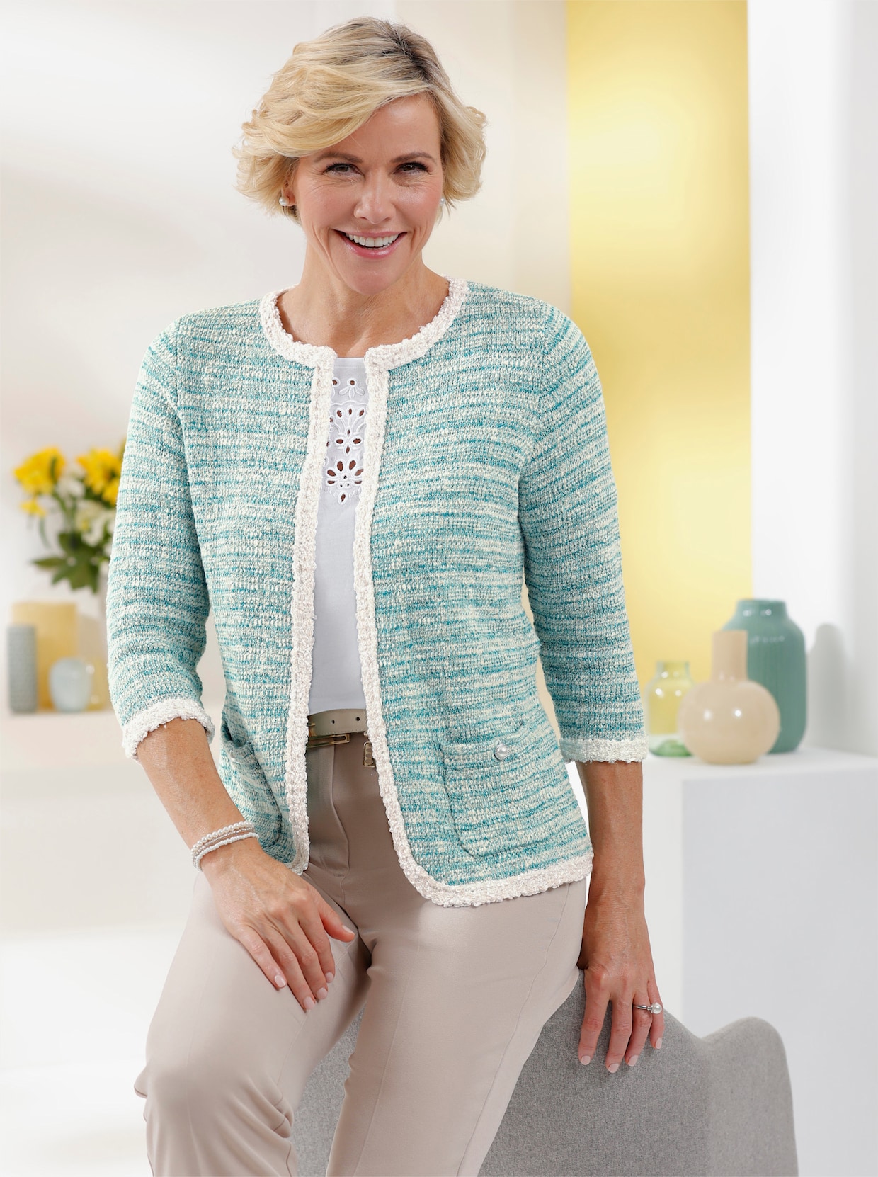 Strickjacke - mint-ecru-gemustert