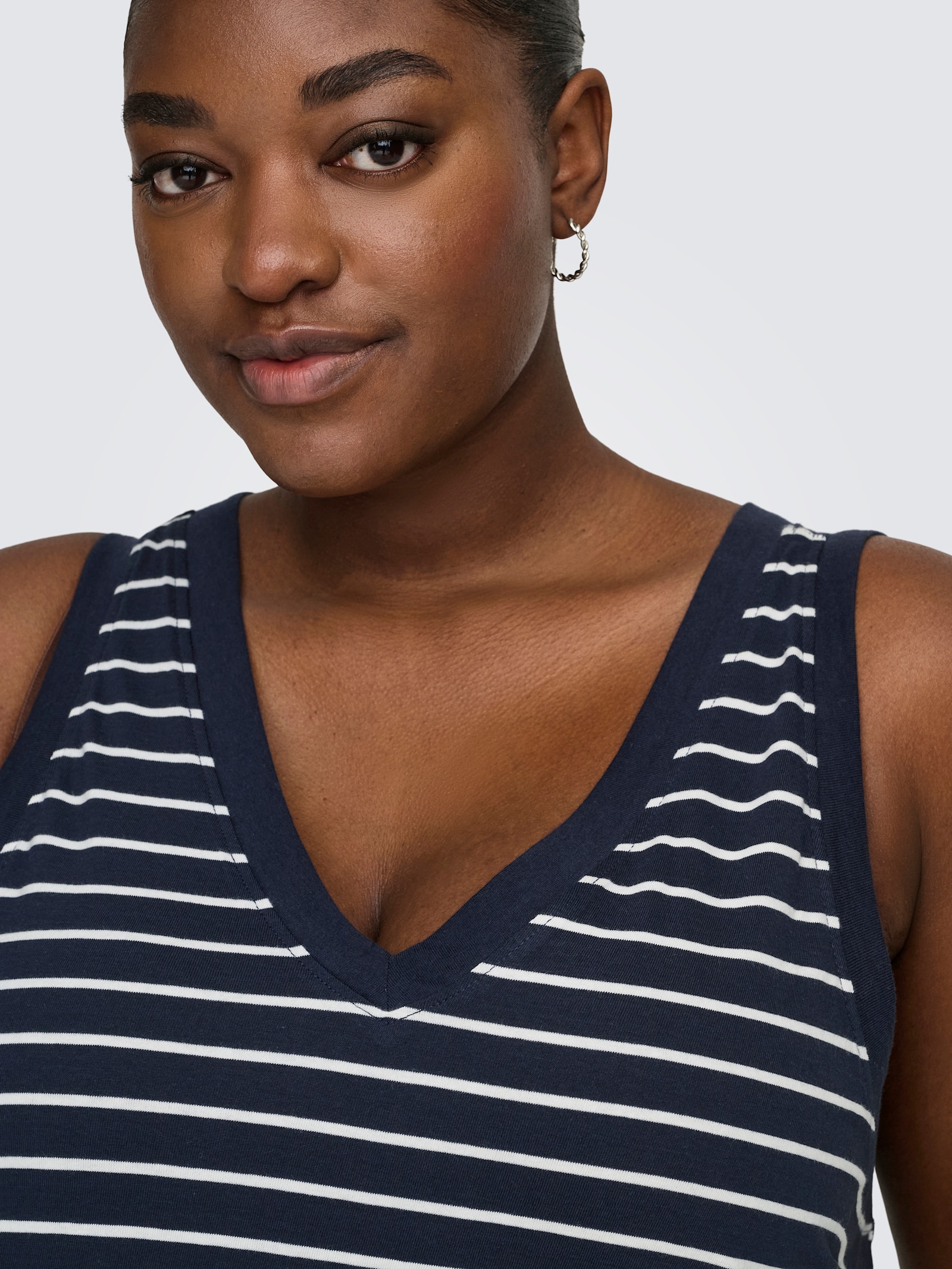 ONLY CARMAKOMA Shirtkleid - night sky stripes:(dina) cloud dancer