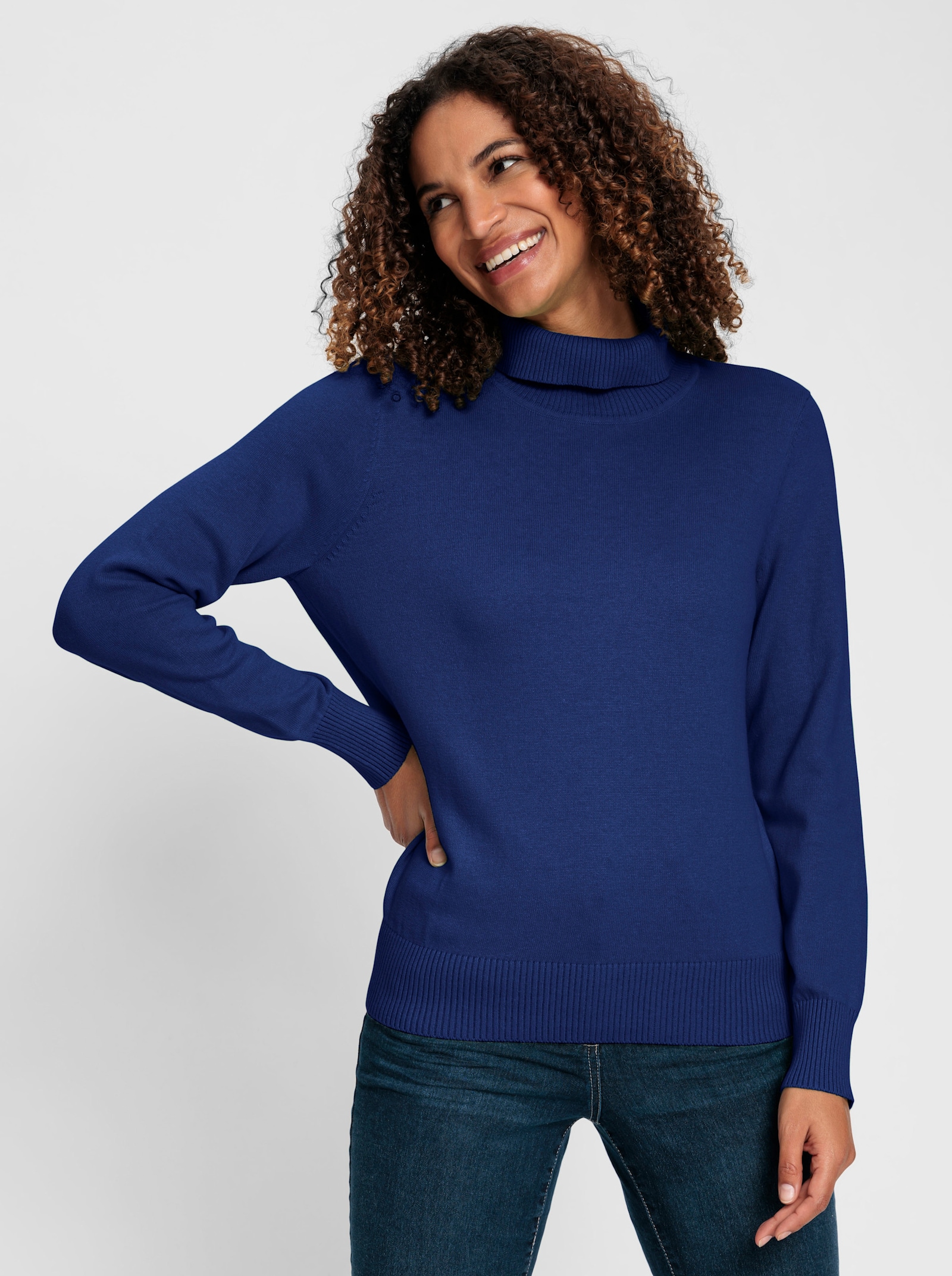 Rollkragenpullover aus Feinstrick - royalblau