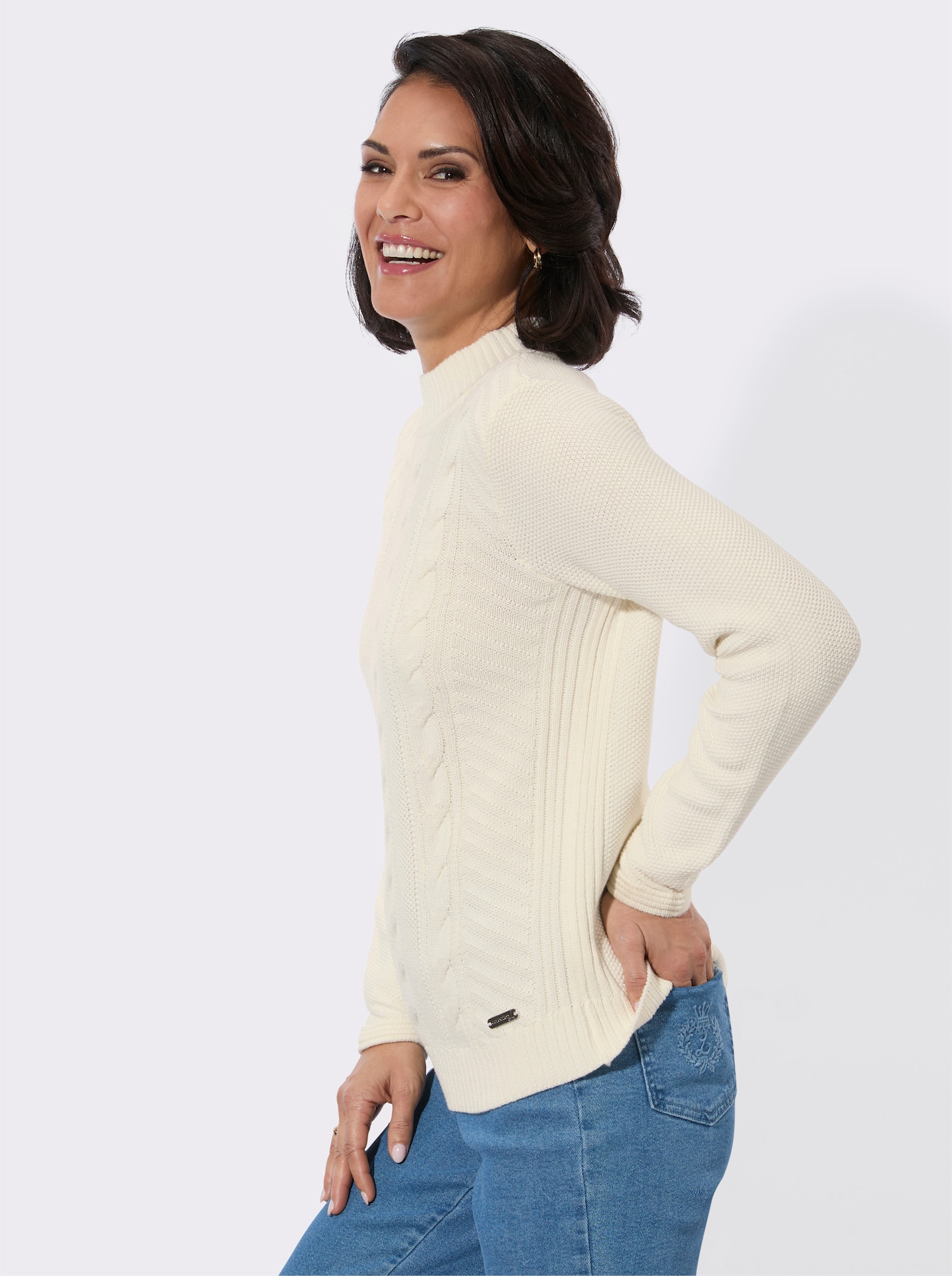 Stehkragenpullover mit Zopfmuster - ecru