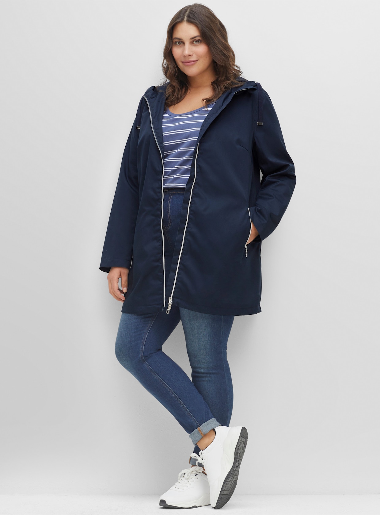 sheego jack met capuchon - nachtblauw