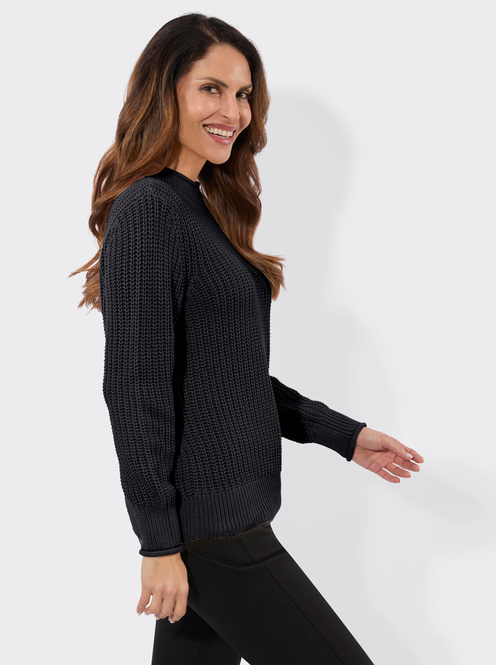 Stehkragenpullover in Patentstrick - schwarz