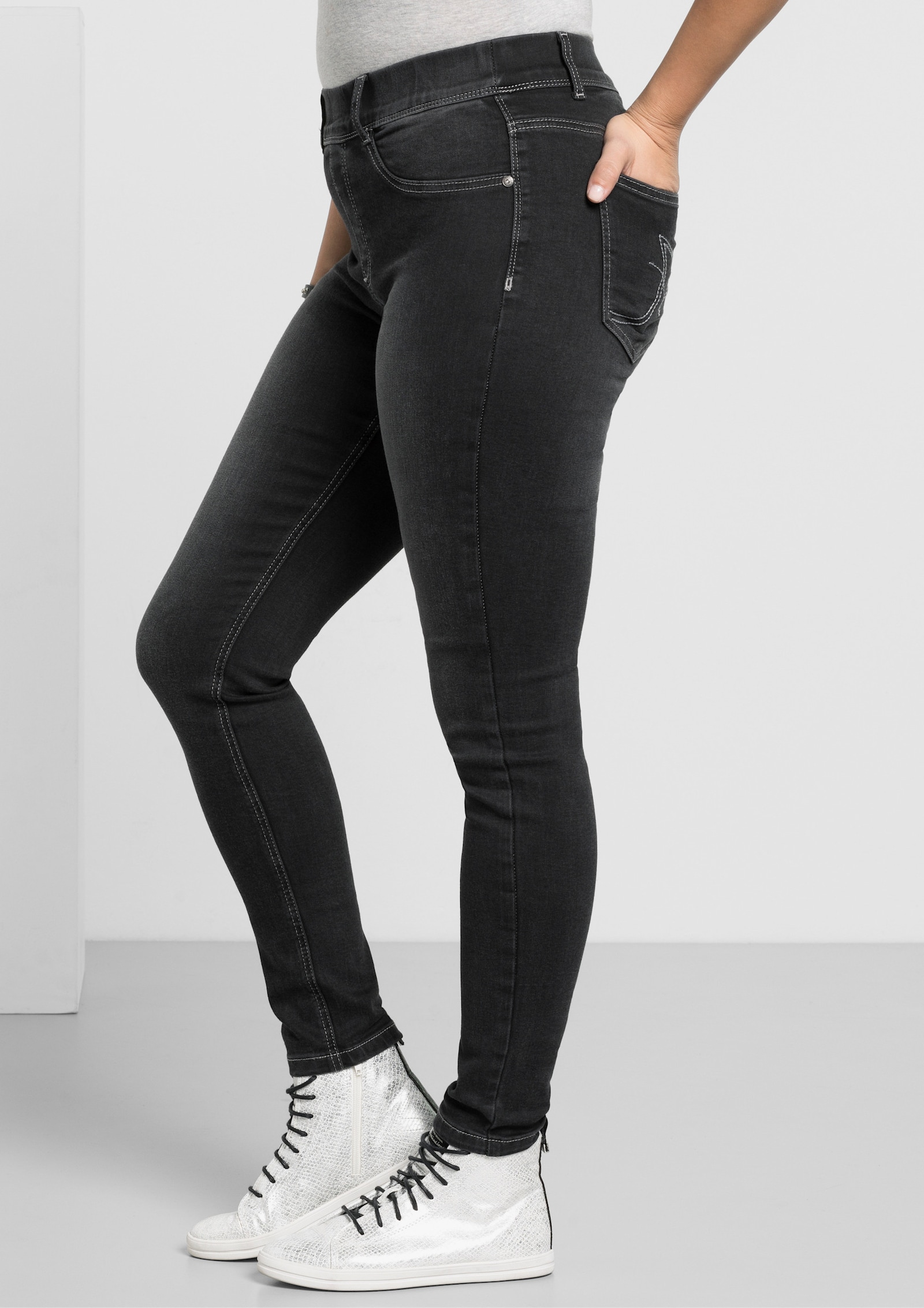 sheego Jeggings in Power-Stretch-Qualität - black denim