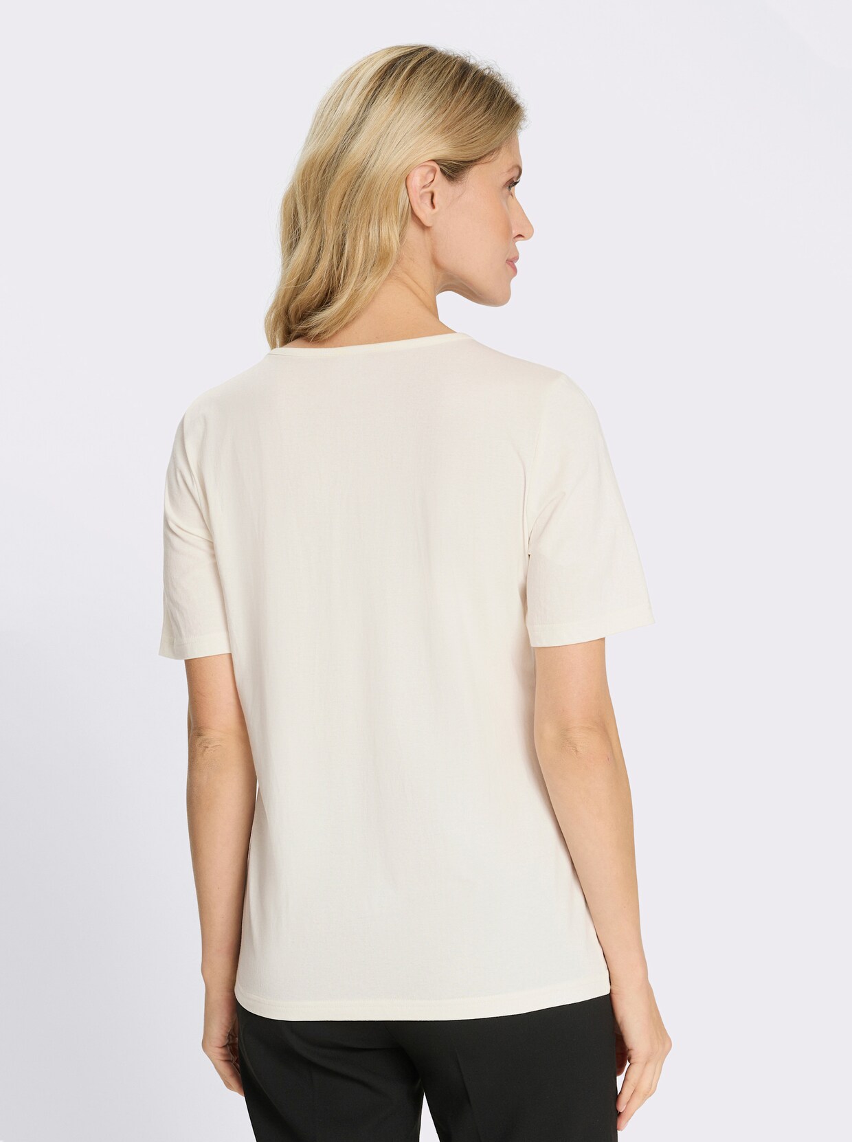 Rundhalsshirt mit Kontrast-Paspel am Ausschnitt - champagner