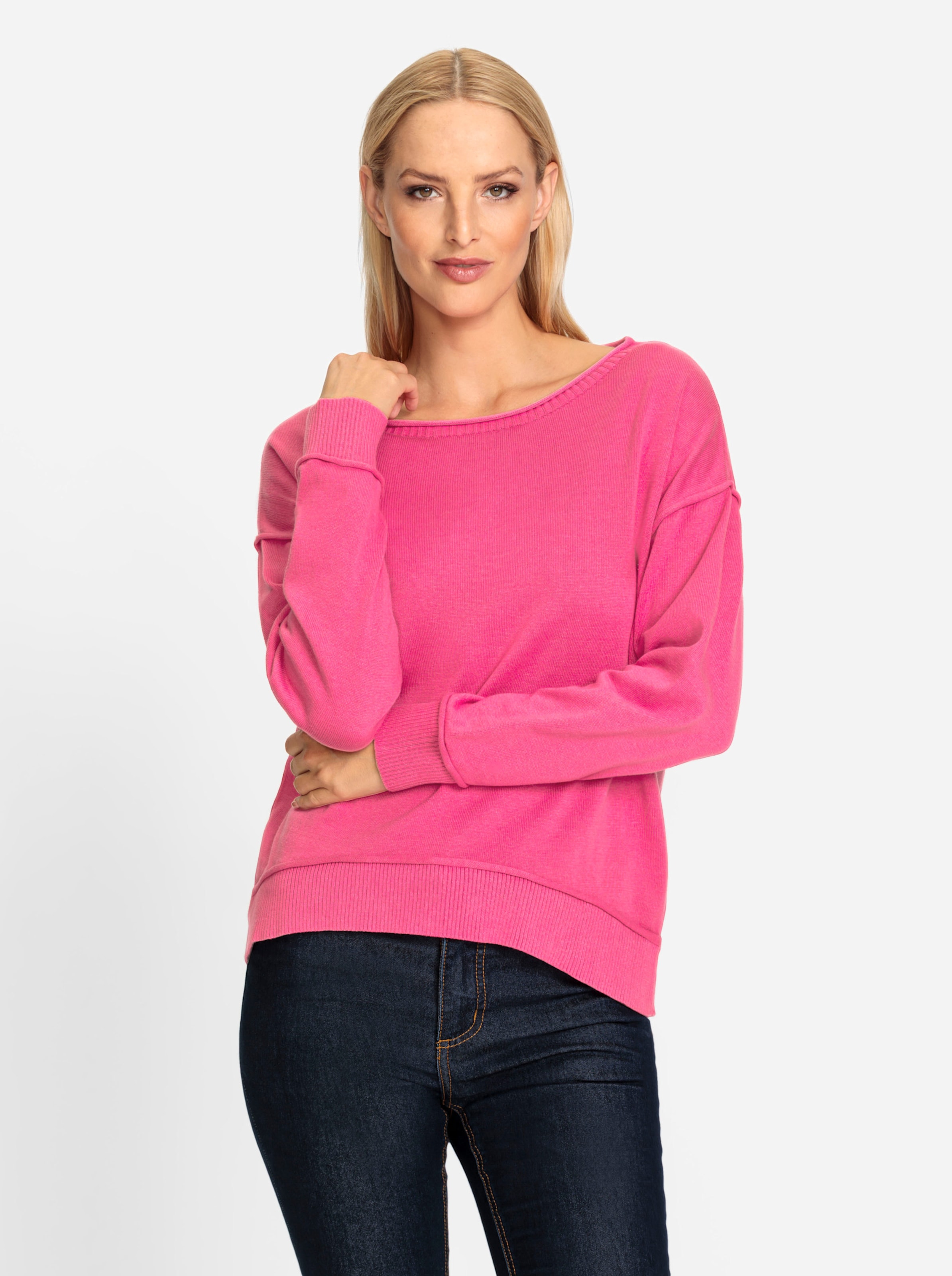 Pink günstig Kaufen-Pullover in pink von heine. Pullover in pink von heine <![CDATA[Pullover Aus weichem Feinstrick mit femininem U-Boot-Ausschnitt. Rippenbündchen am Langarm und Saum. Unterstützt die Initiative Cotton made in Africa.]]>. 