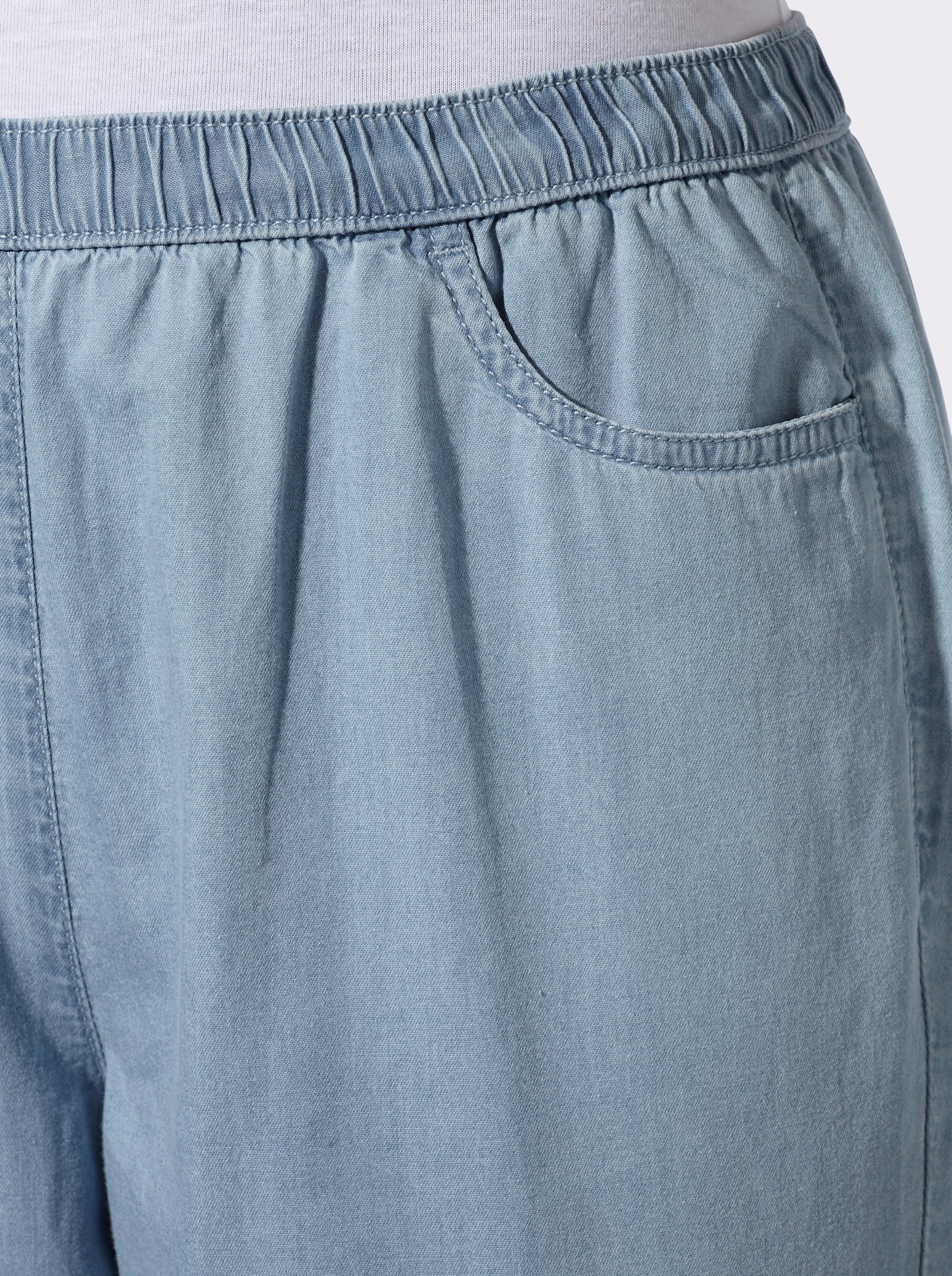 Schlupfjeans in weiter Form - blue-bleached