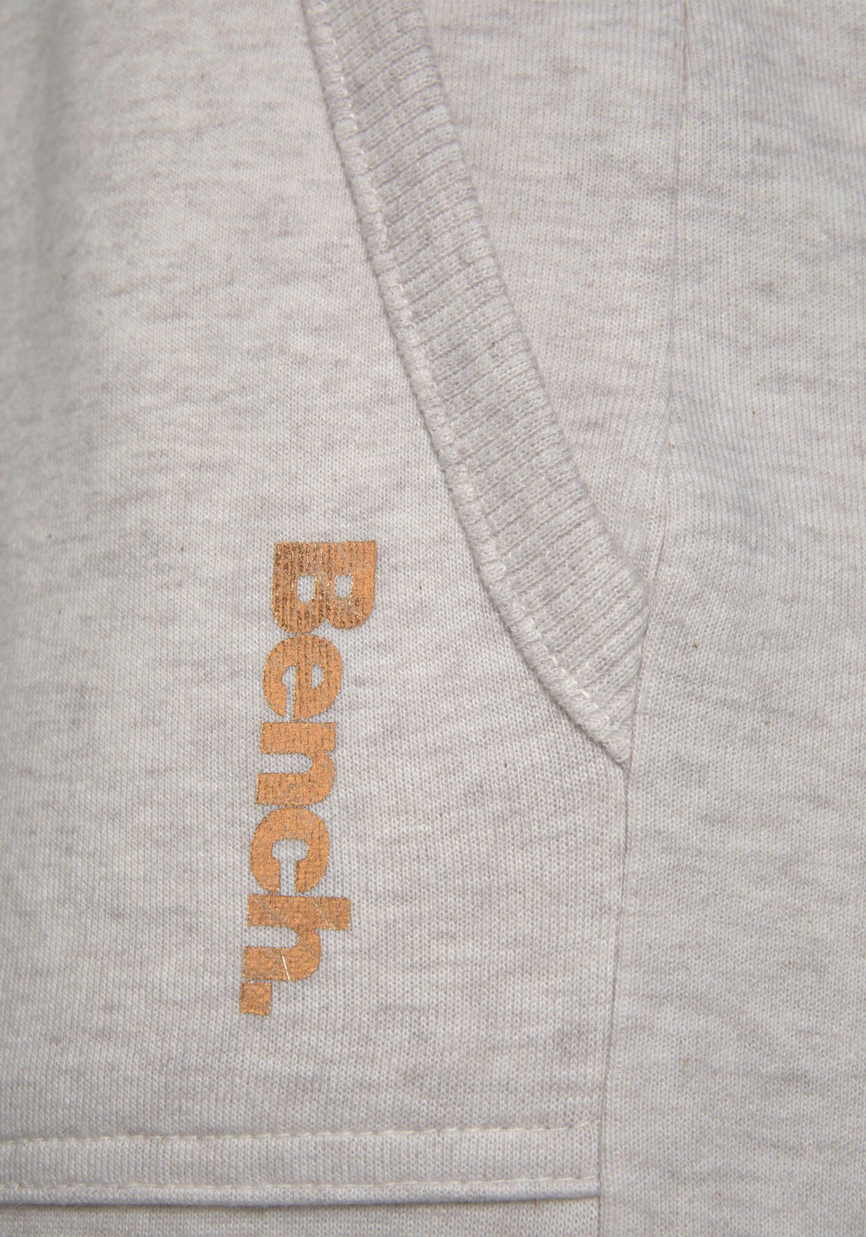 Bench. Bermuda - beige gemêleerd