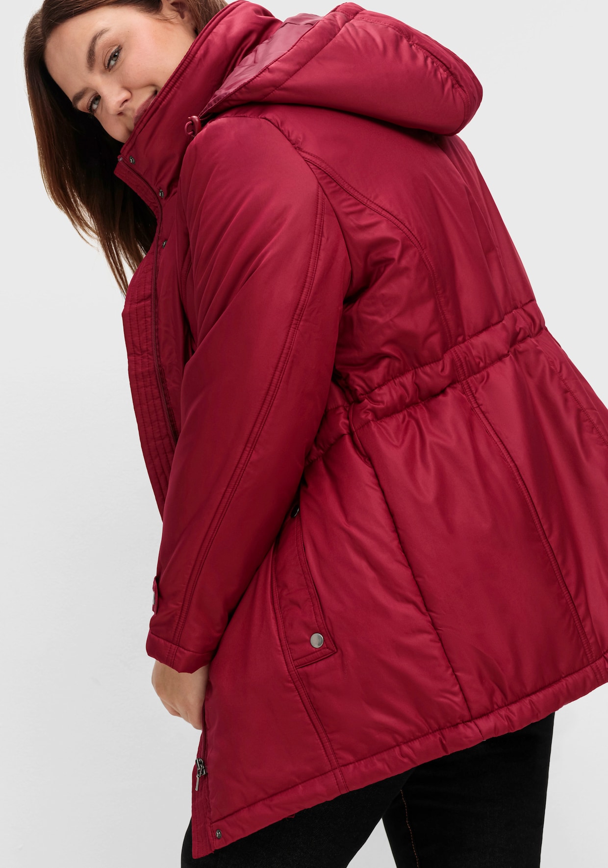 Steppjacke mit Weitenregulierung - weinrot