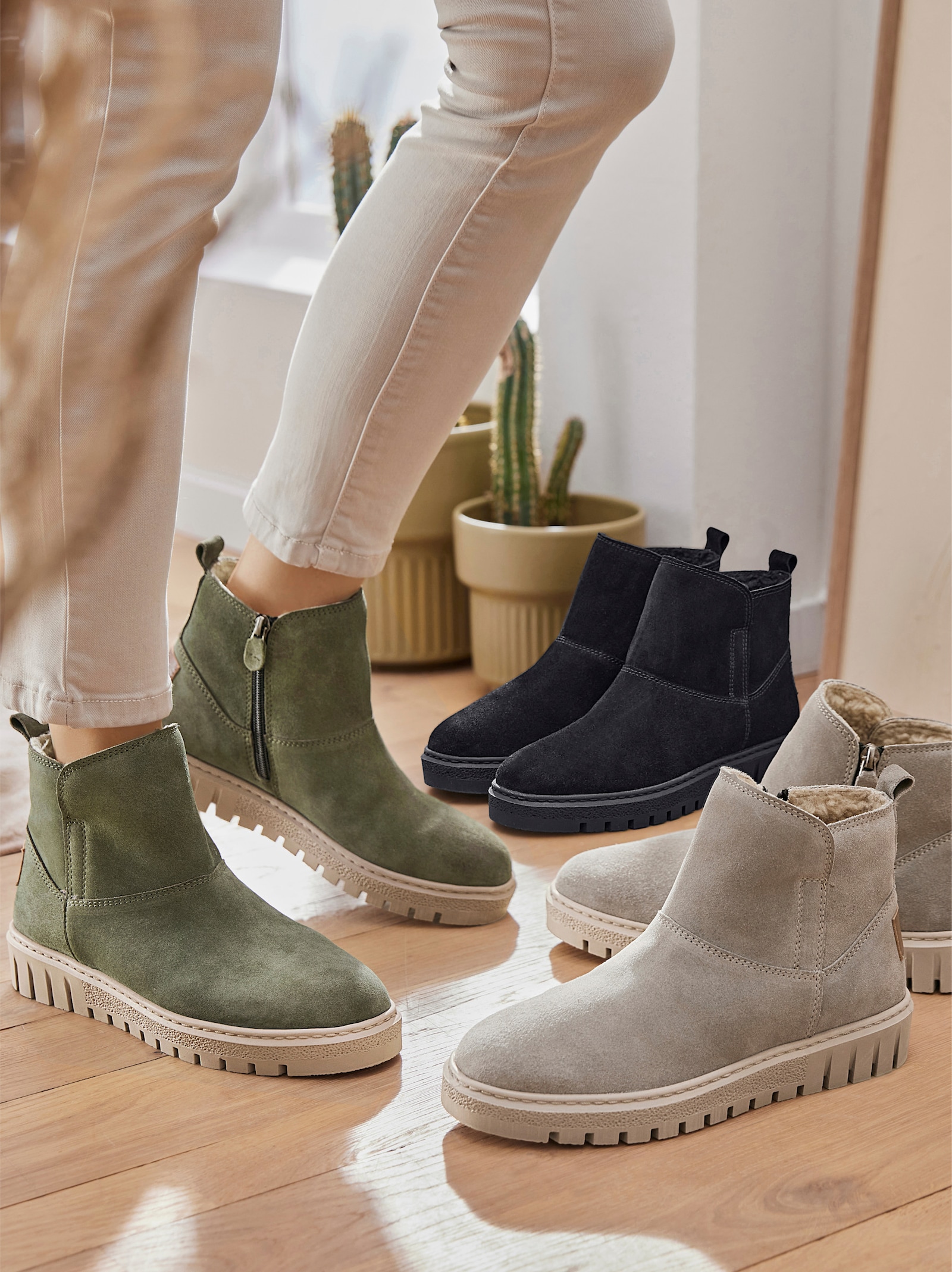 airsoft modern+ Stiefelette mit seitlichem Reißverschluss - taupe