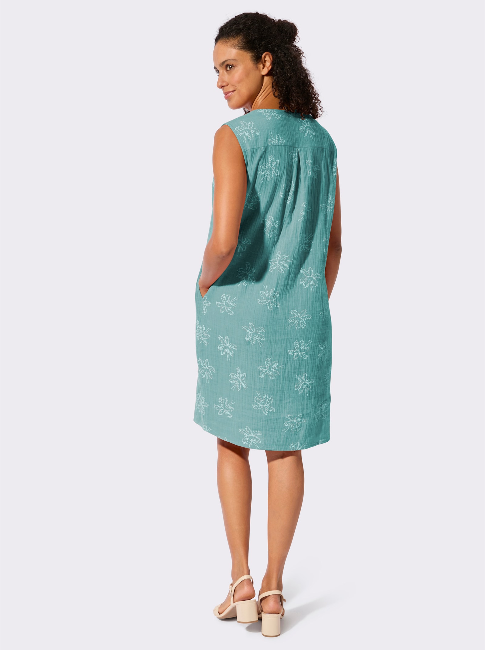 Baumwollkleid in Musselin-Qualität - salbei-ecru