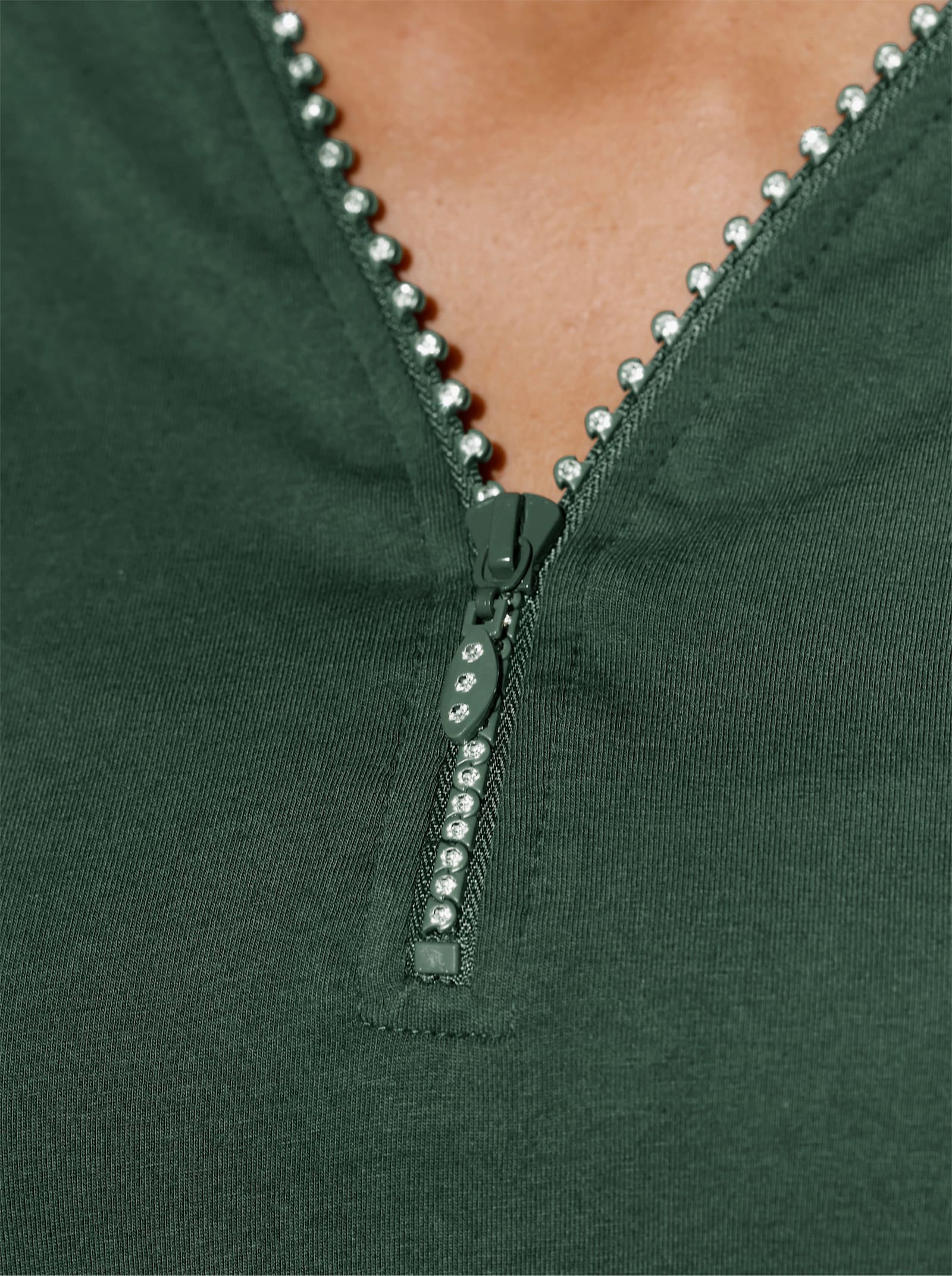 Kurzarmshirt mit kurzem Reißverschluss - moos