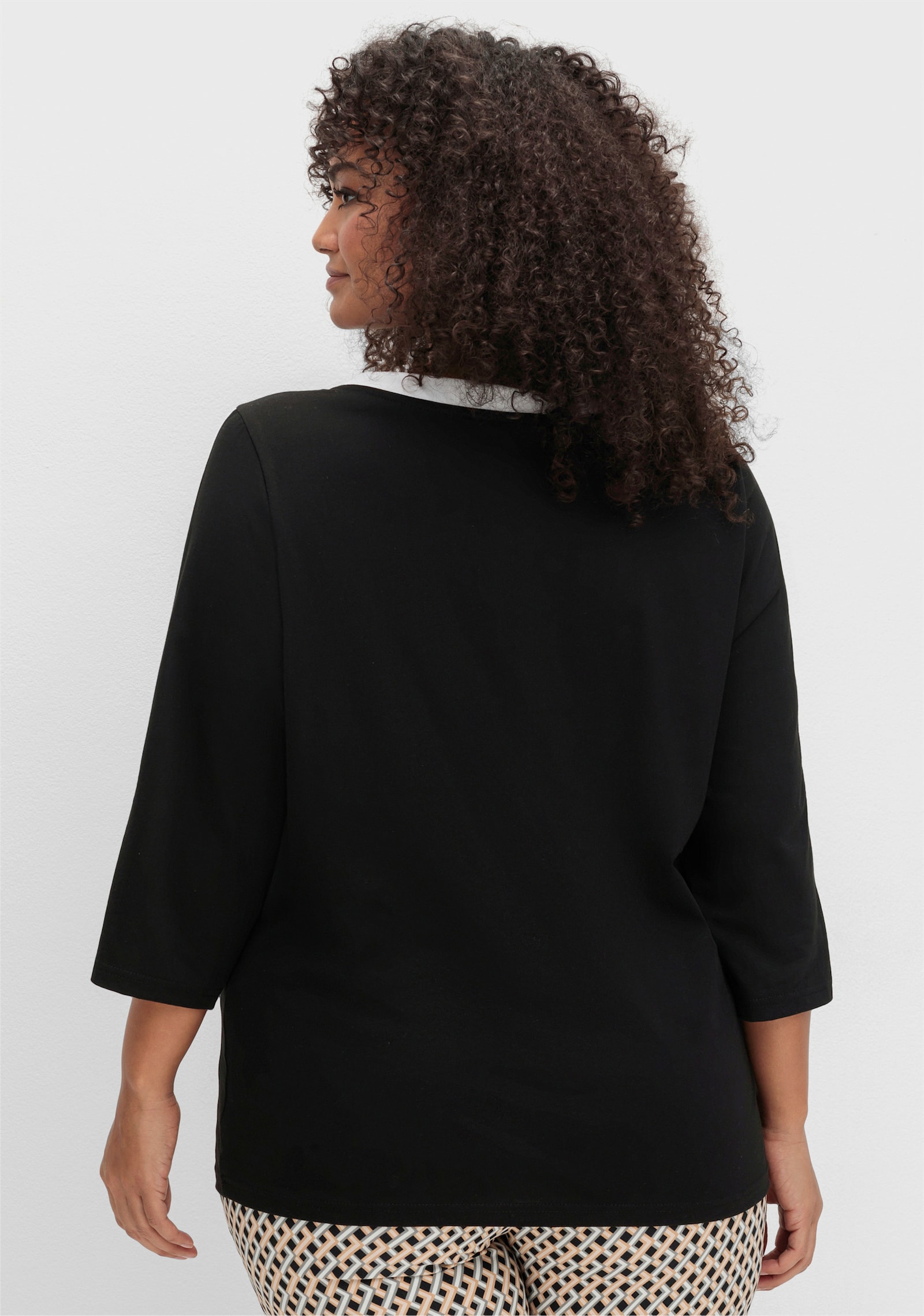 3/4-Arm-Shirt mit kontrastfarbenen Details - schwarz-weiß