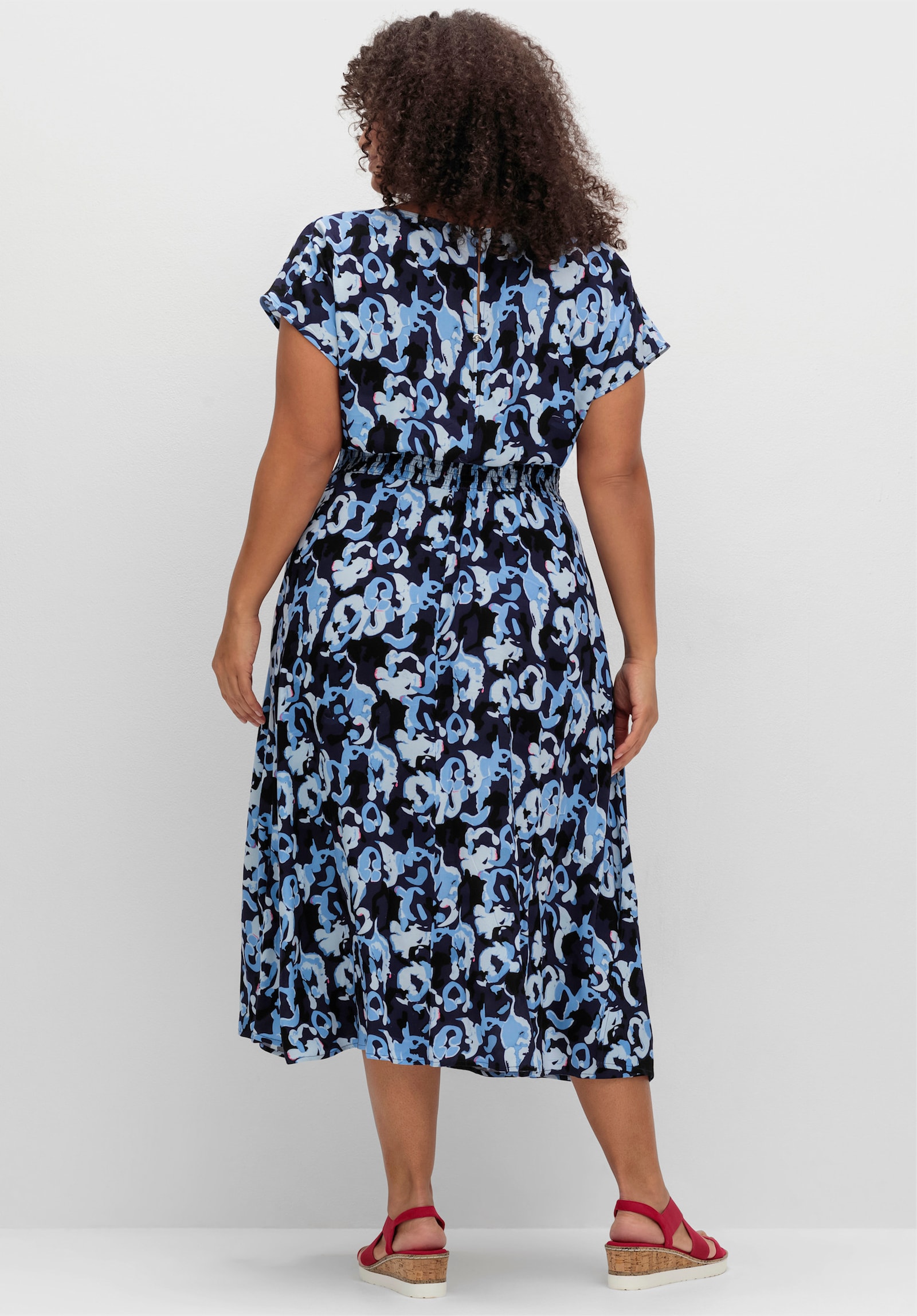 sheego Druckkleid mit Smokbund - marine-gemustert