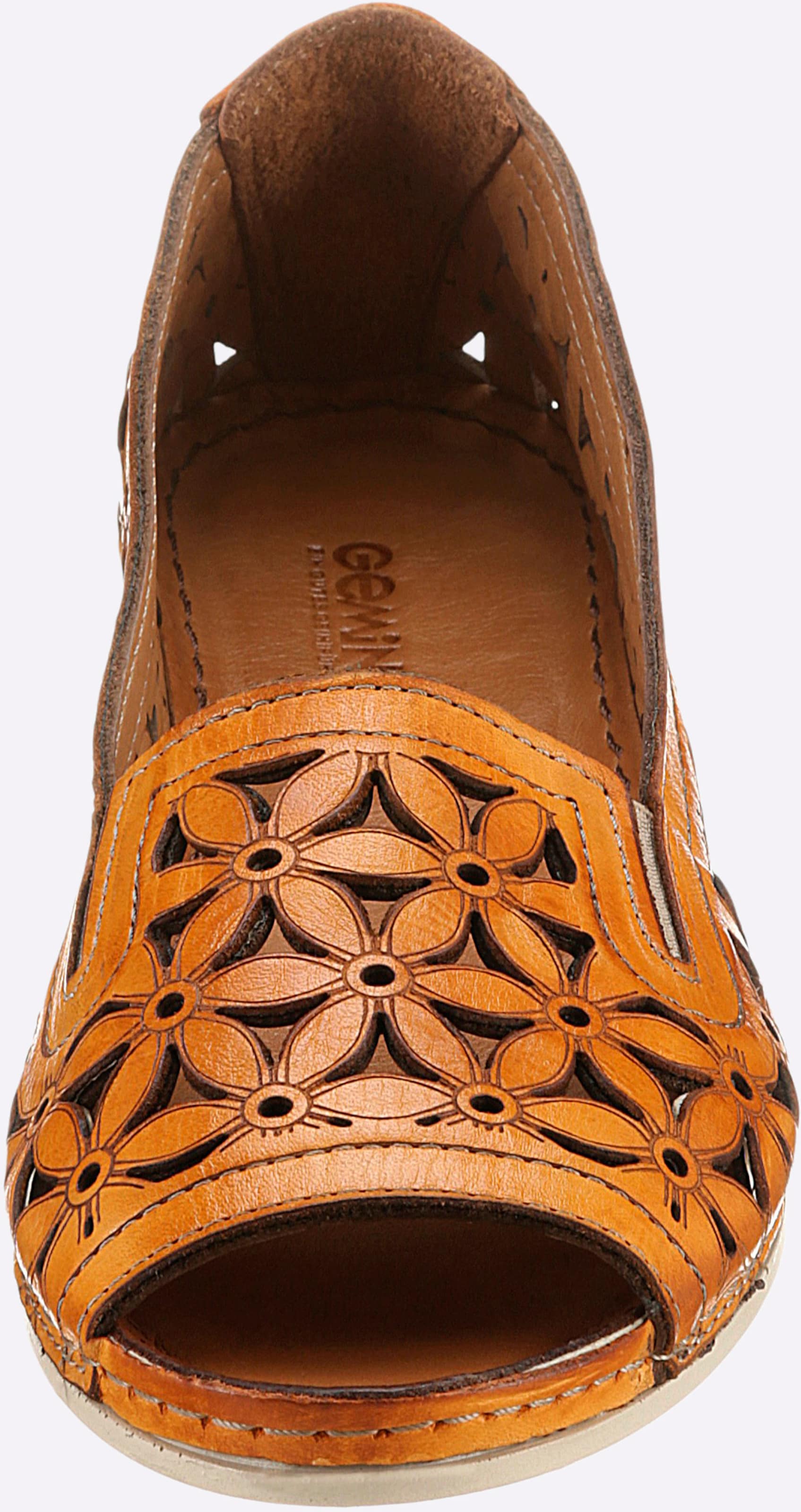LS Run günstig Kaufen-Sandalette in orange von Gemini. Sandalette in orange von Gemini <![CDATA[Genießen Sie sommerliche Leichtigkeit mit der Sandalette von Gemini! Obermaterial und Innenausstattung sind aus hochwertigen Leder gefertigt. Mit Gummizug. Die weiche Polsterung wi