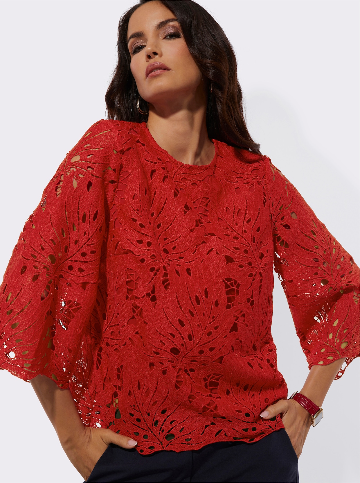 Spitzenbluse mit leicht ausgestellten Ärmeln - rot
