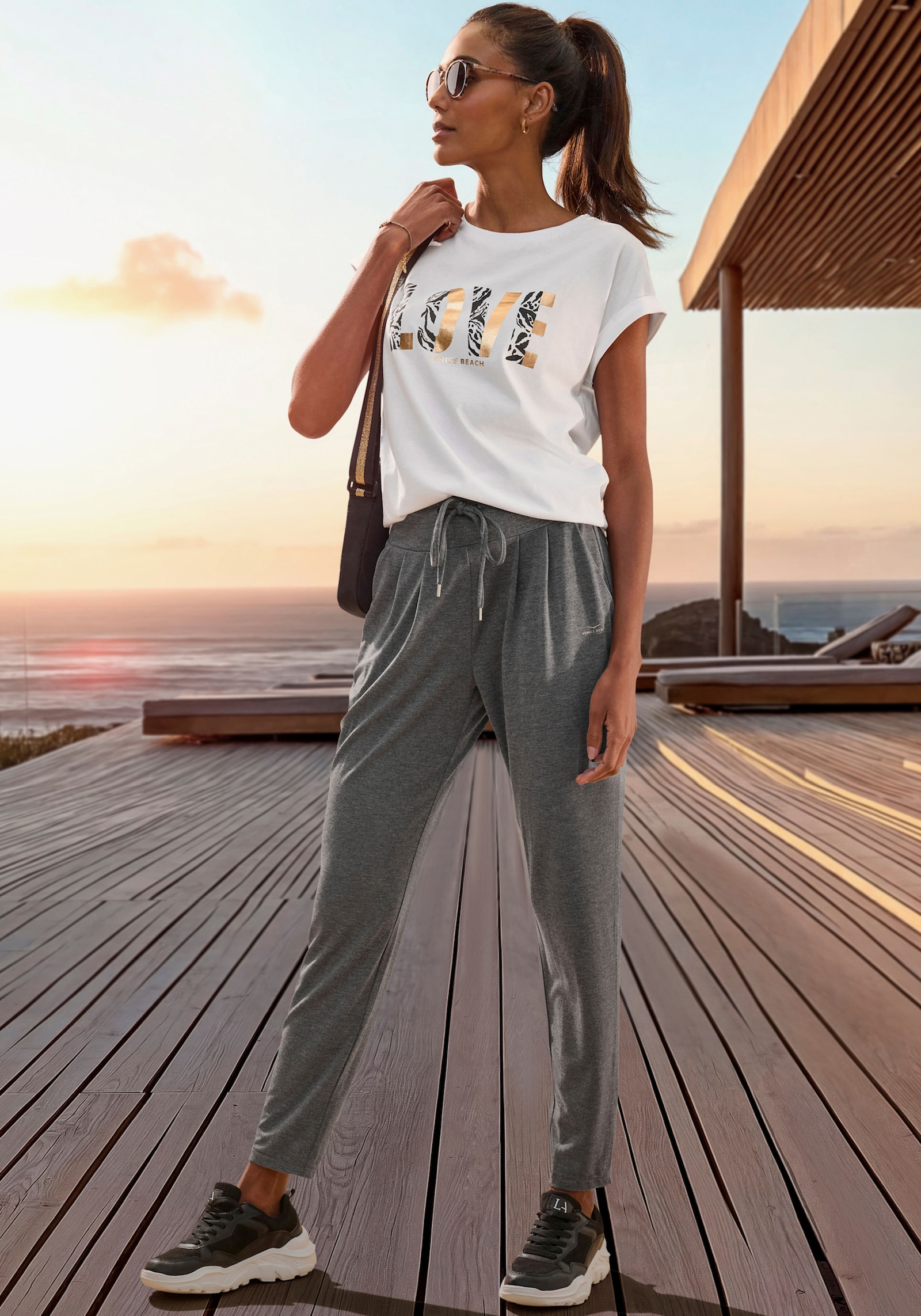 Venice Beach Kurzarmshirt - weiss