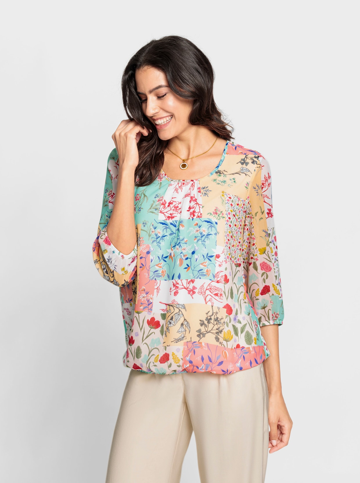 Comfortabele blouse - mint/roze geprint