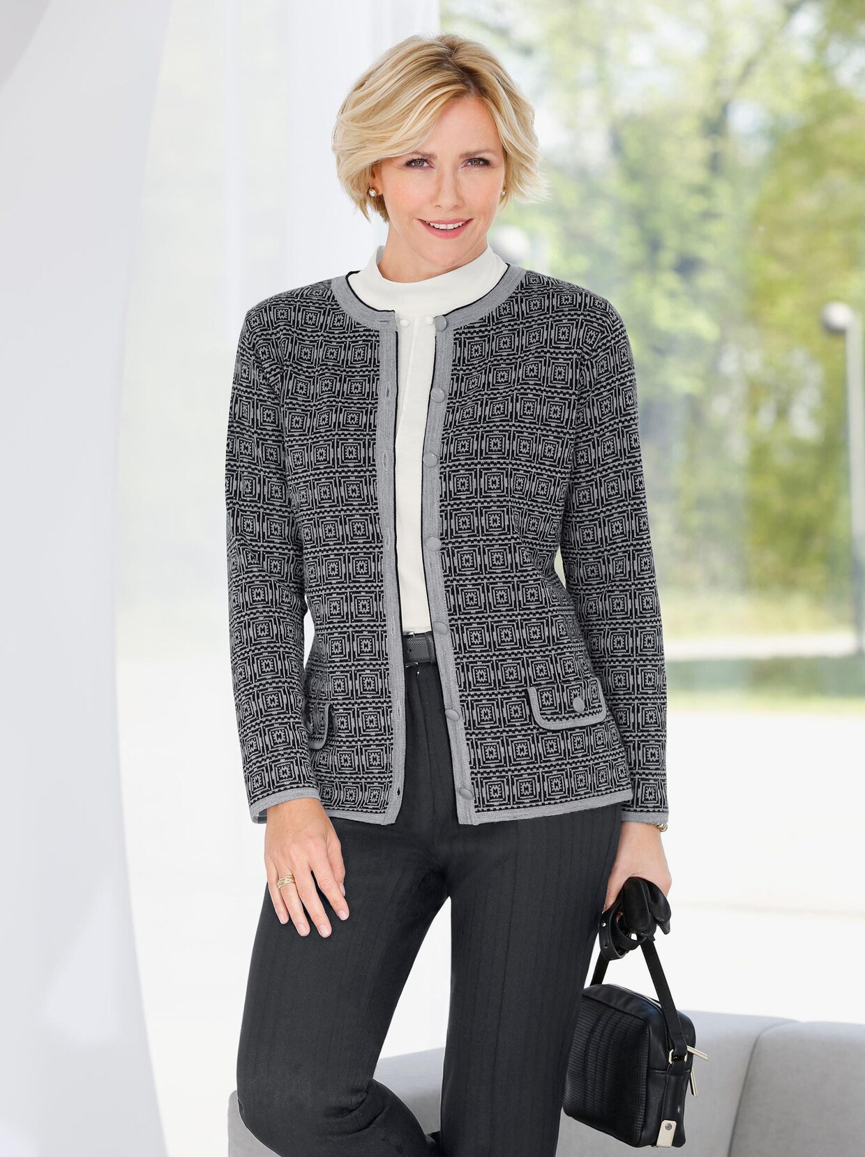 Strickjacke - grau-gemustert