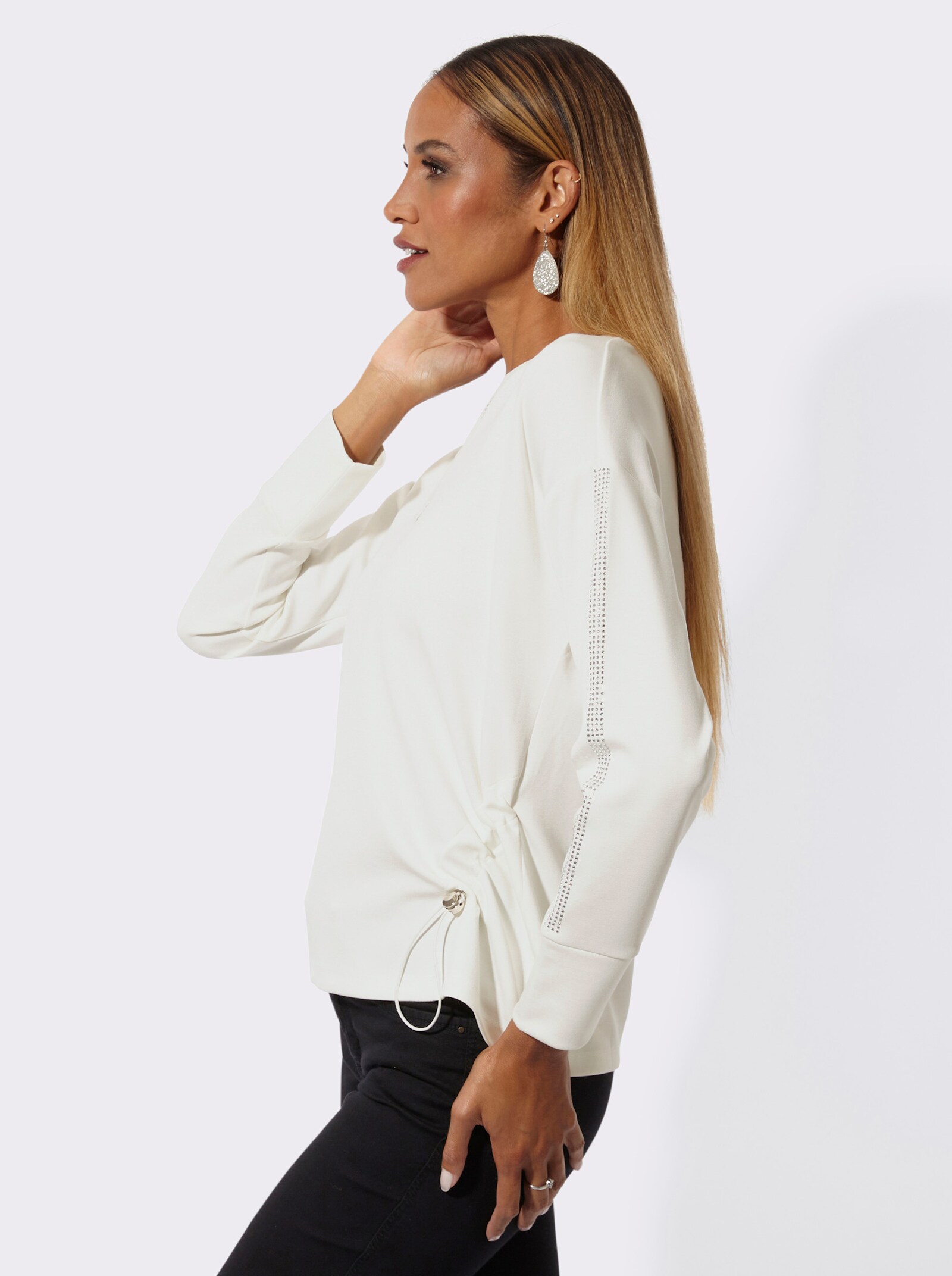 Sweatshirt mit seitlicher Raffung - ecru