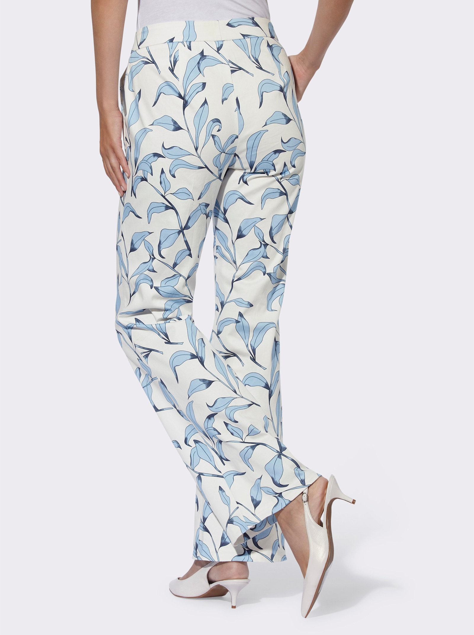 heine Druckhose , leicht ausgestellt - ecru-eisblau-bedruckt