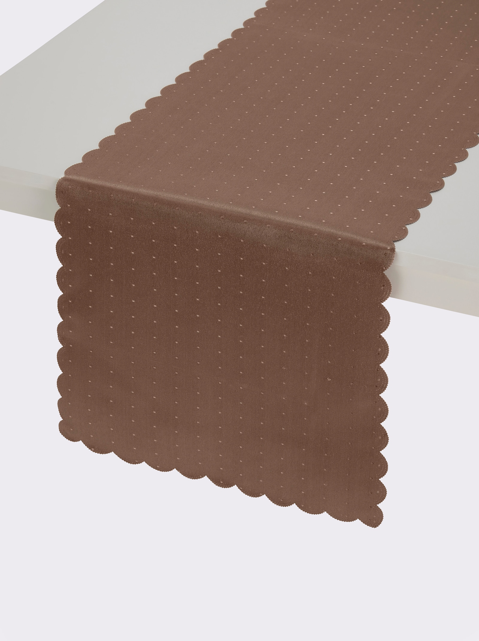 Tafelkleed met geschulpte zoom. - chocolade
