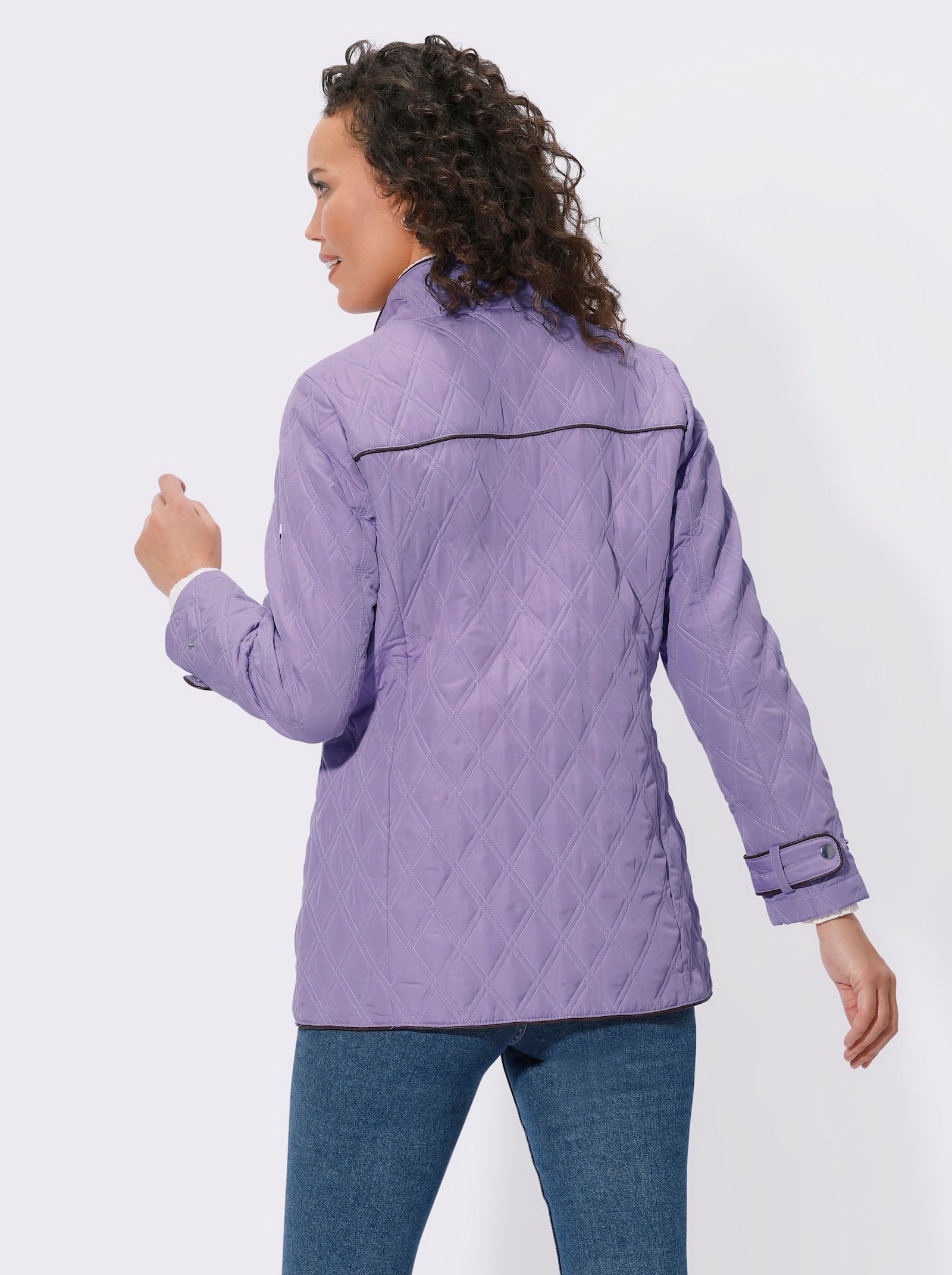 Steppjacke mit Lederimitat-Paspelierungen - lavendel