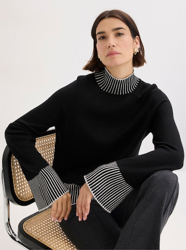 Langarm-Pullover mit Kontrast-Jacquardmuster - schwarz-weiß