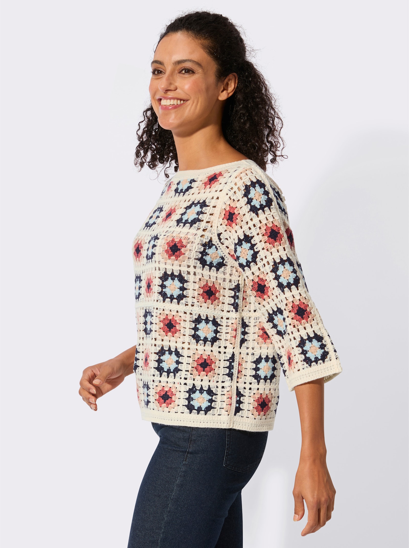 Pullover in Häkel-Optik - ecru-koralle-gemustert