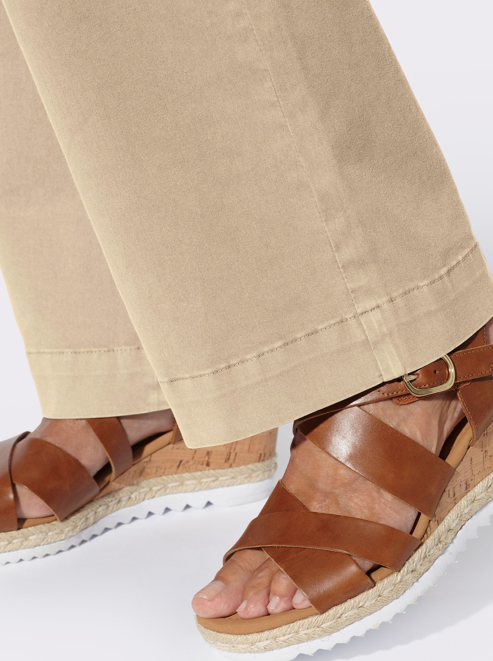 Gerade Jeans in Twill-Qualität - sand