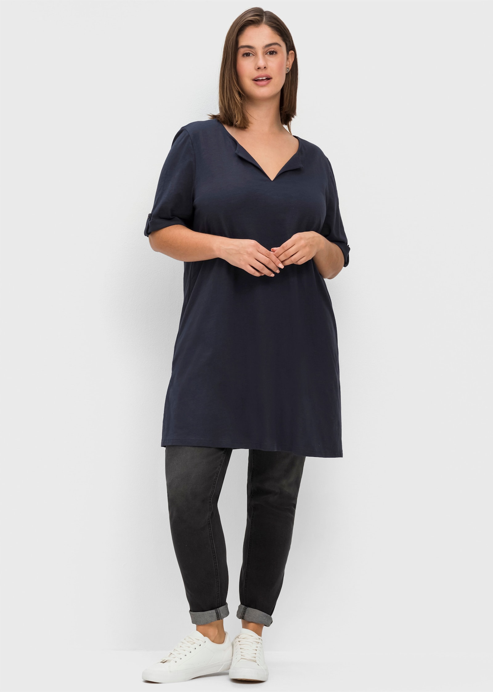 sheego Lang shirt met hals met split - nachtblauw