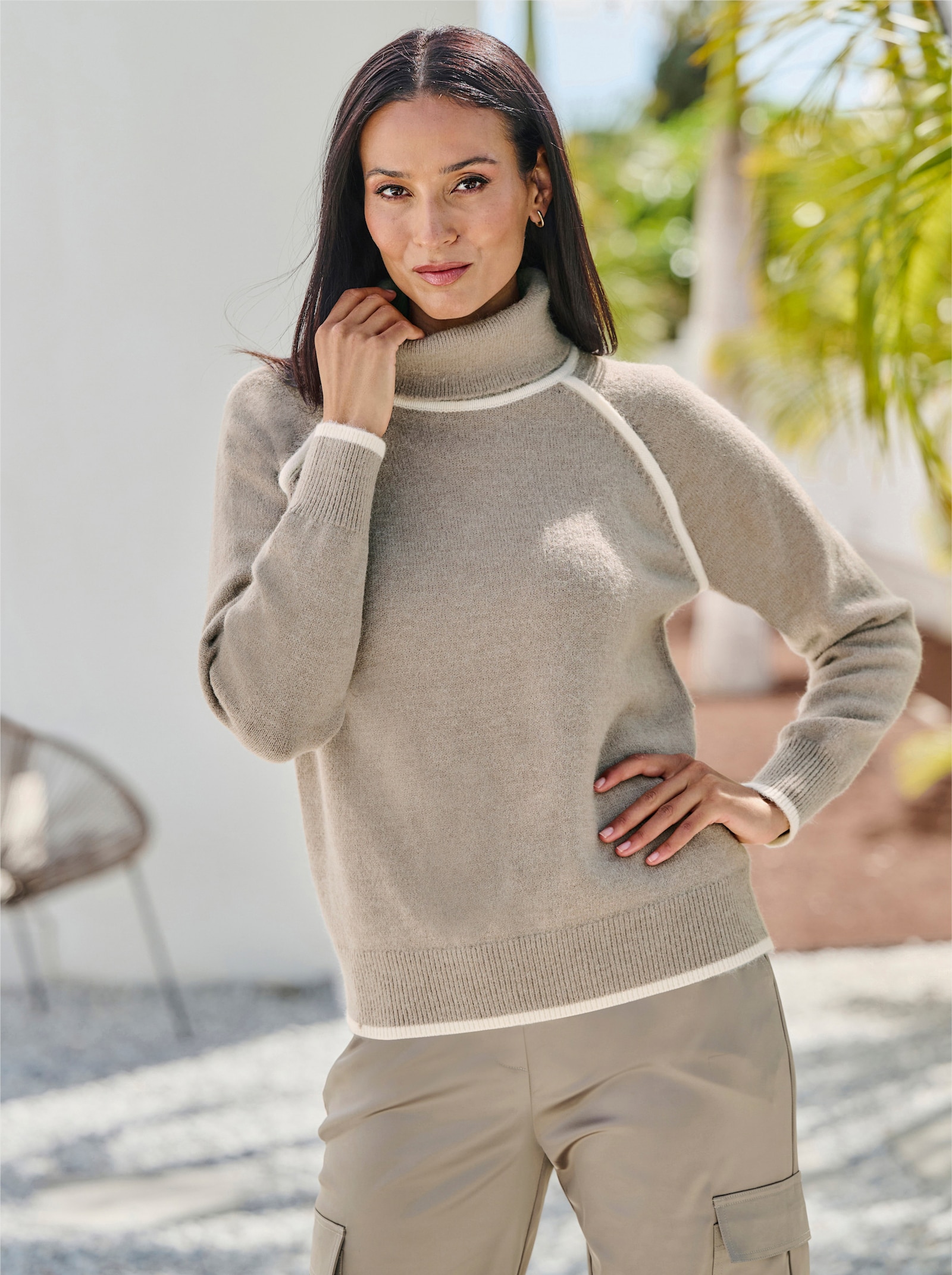 heine Rollkragenpullover mit Kontrast-Paspelierung - taupe-champagner