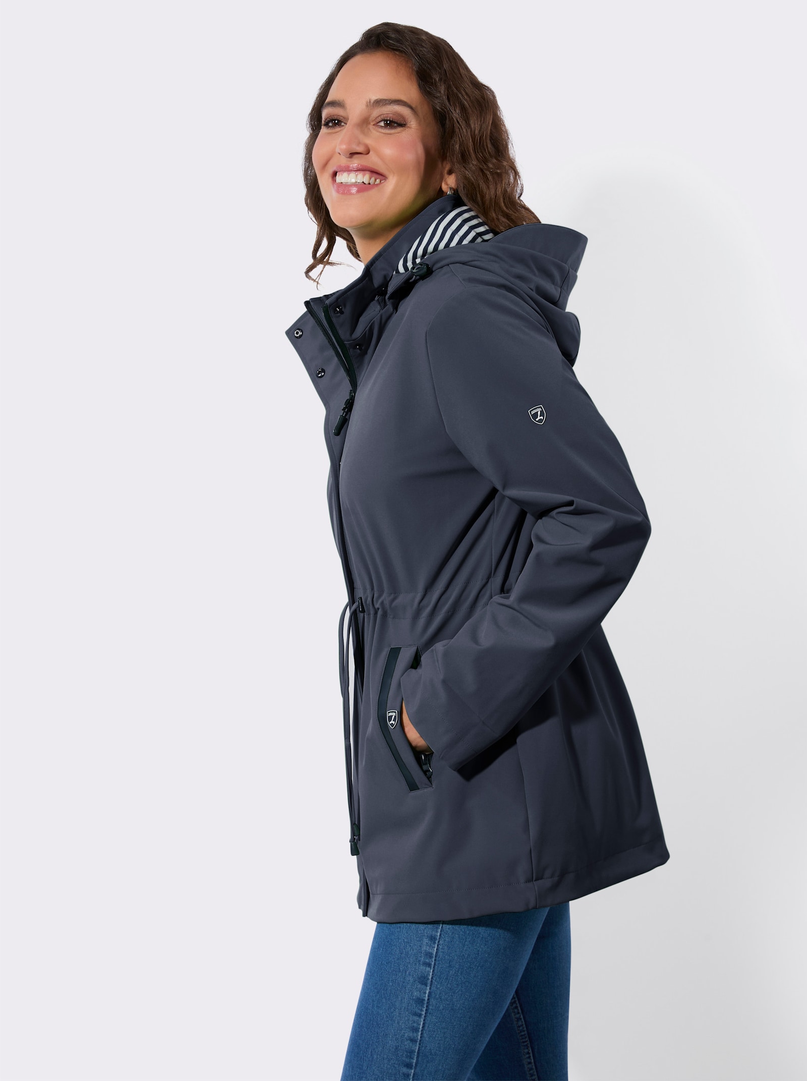 Softshelljacke mit abnehmbarer Kapuze - marine