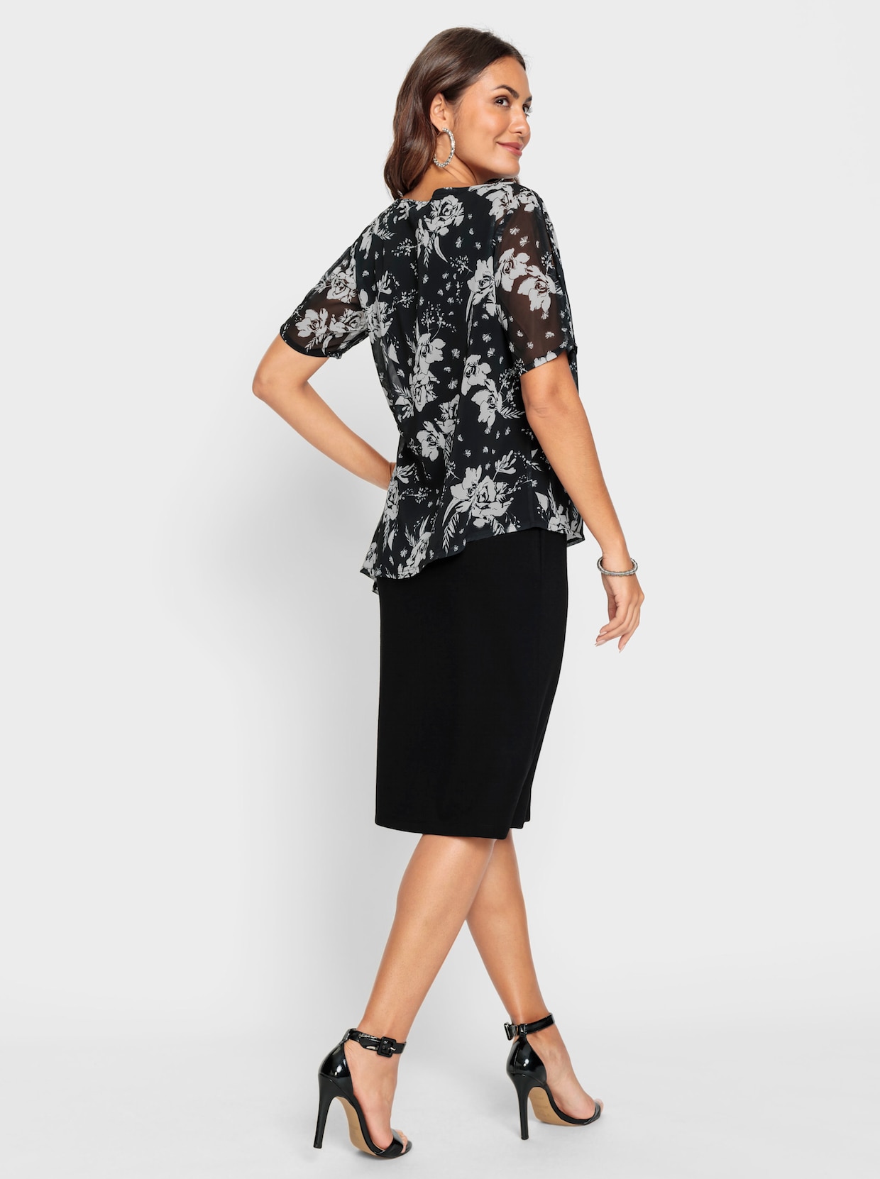 Chiffonkleid - schwarz-ecru-bedruckt