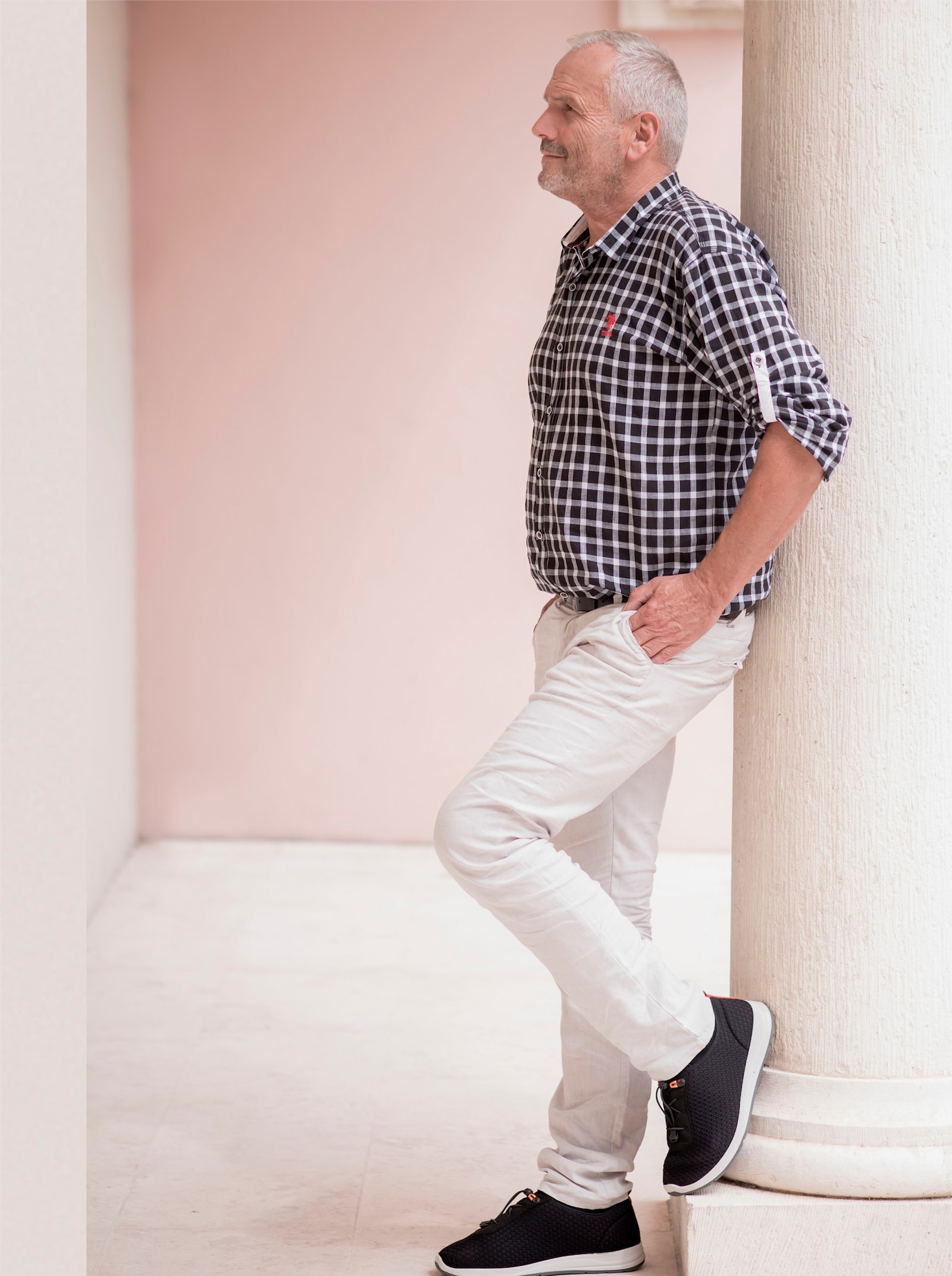 Varomed Sneaker met verwisselbaar memory-voetbed - zwart
