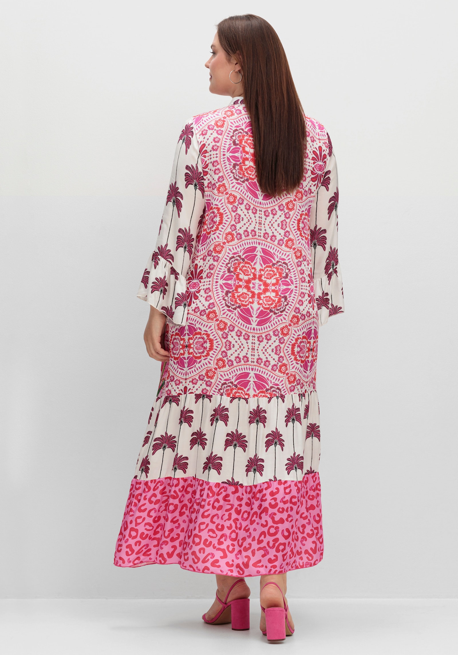 sheego loves miss goodlife Maxikleid im Mustermix, mit Trompetenärmeln - pink gemustert