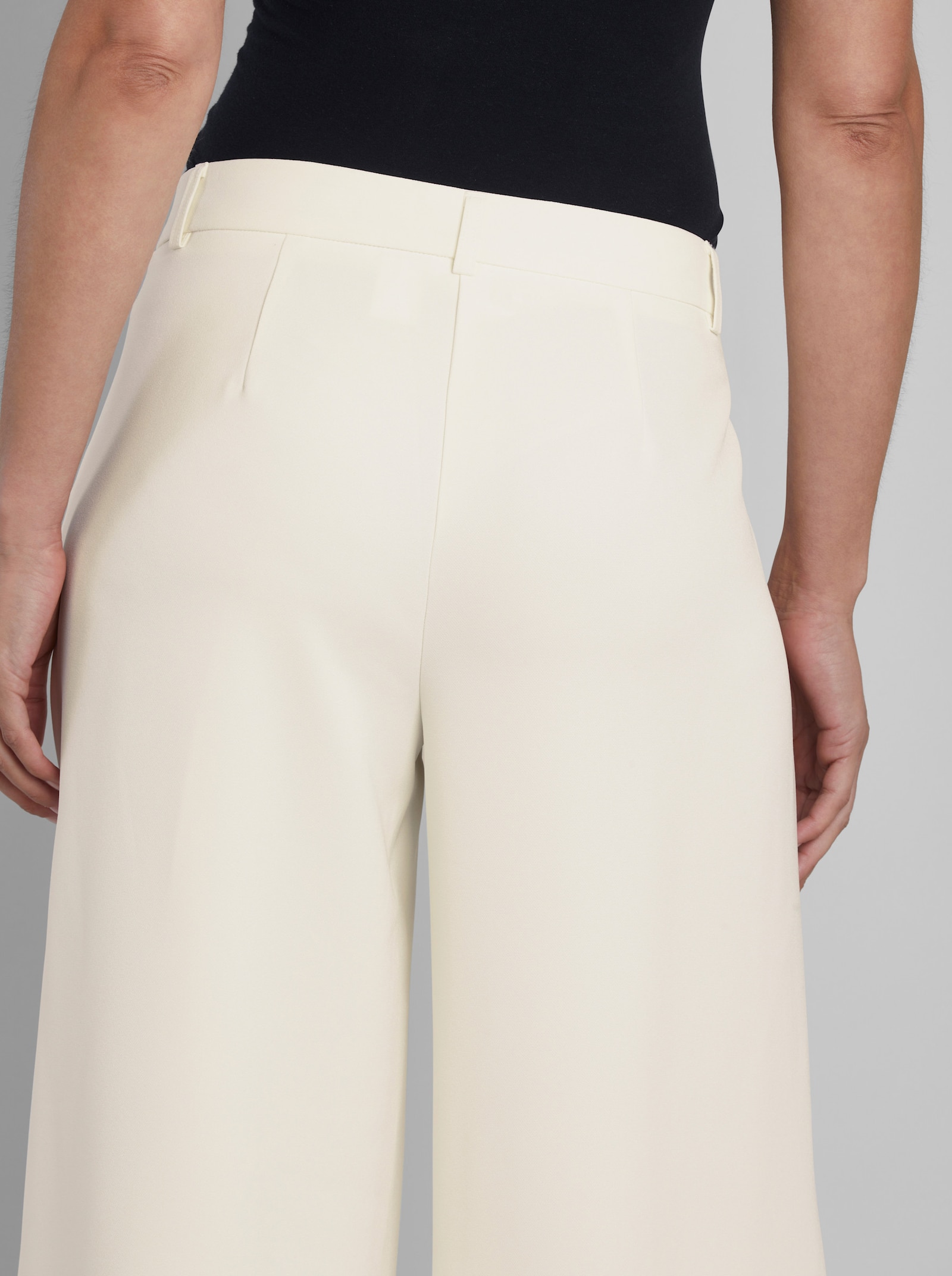heine Webhose mit weiten Beinen - ecru