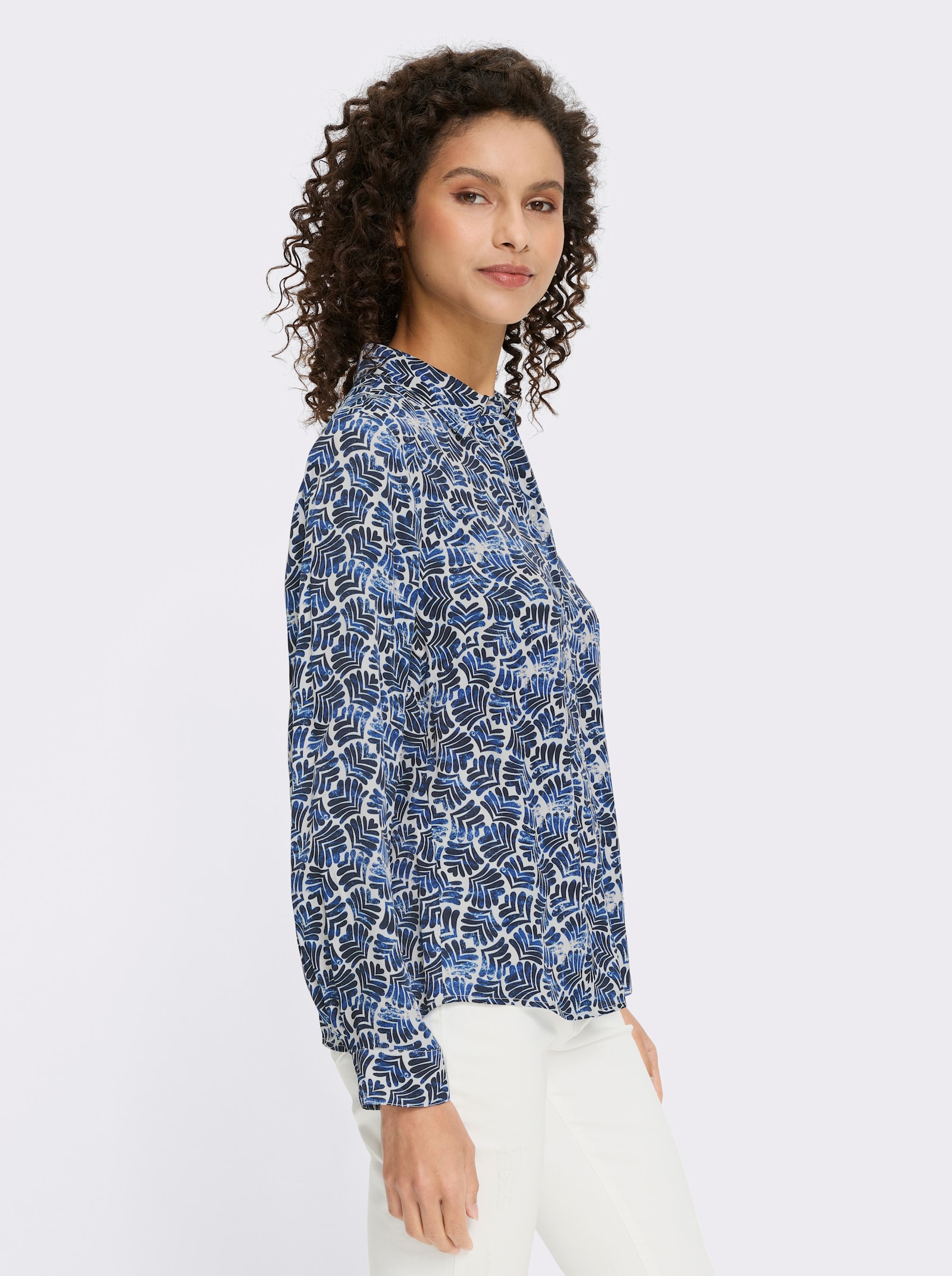 heine Druckbluse in Satin-Qualität - marine-ecru-bedruckt