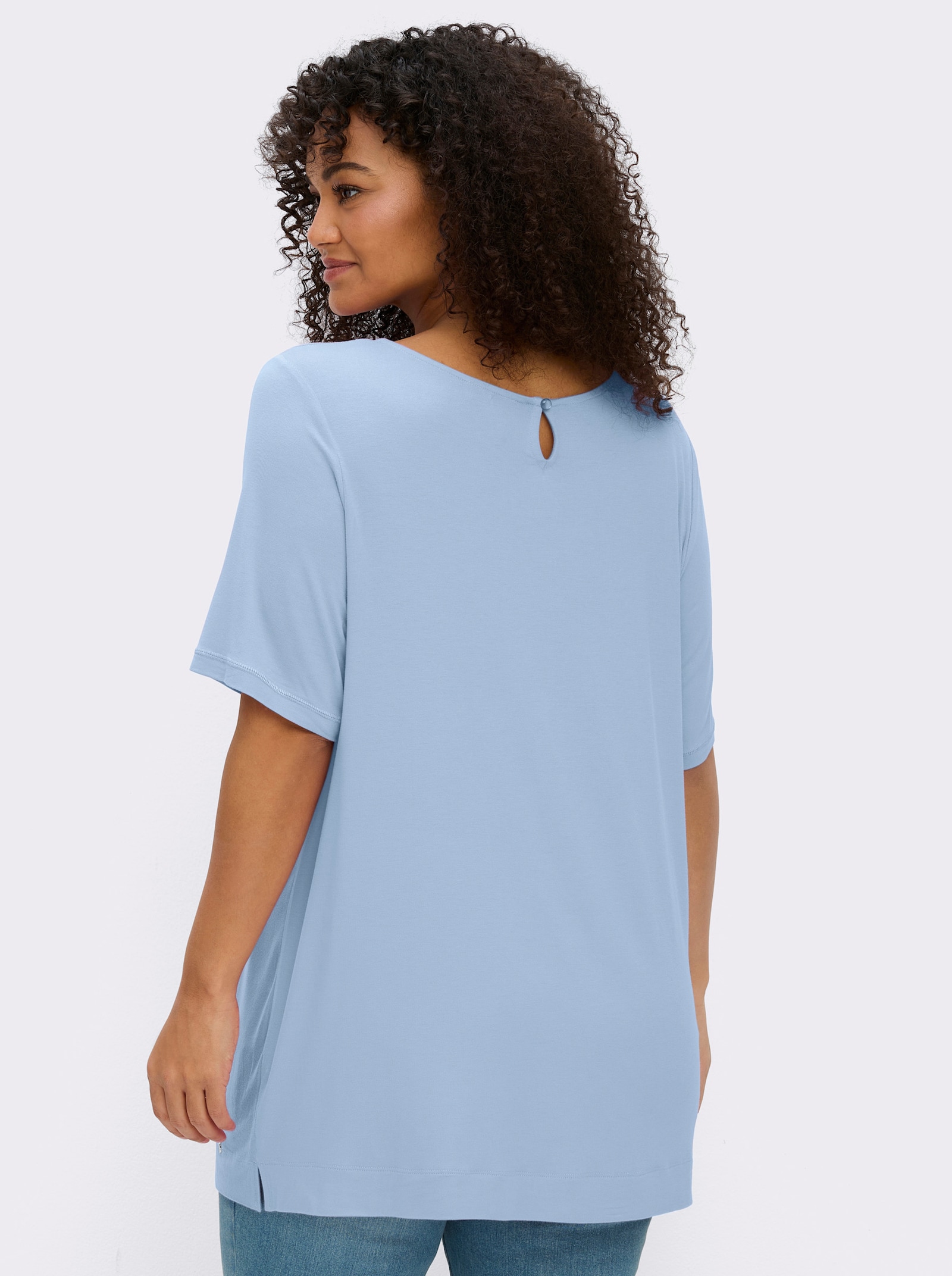 sheego Shirt mit 3D-Blütenapplikationen - eisblau