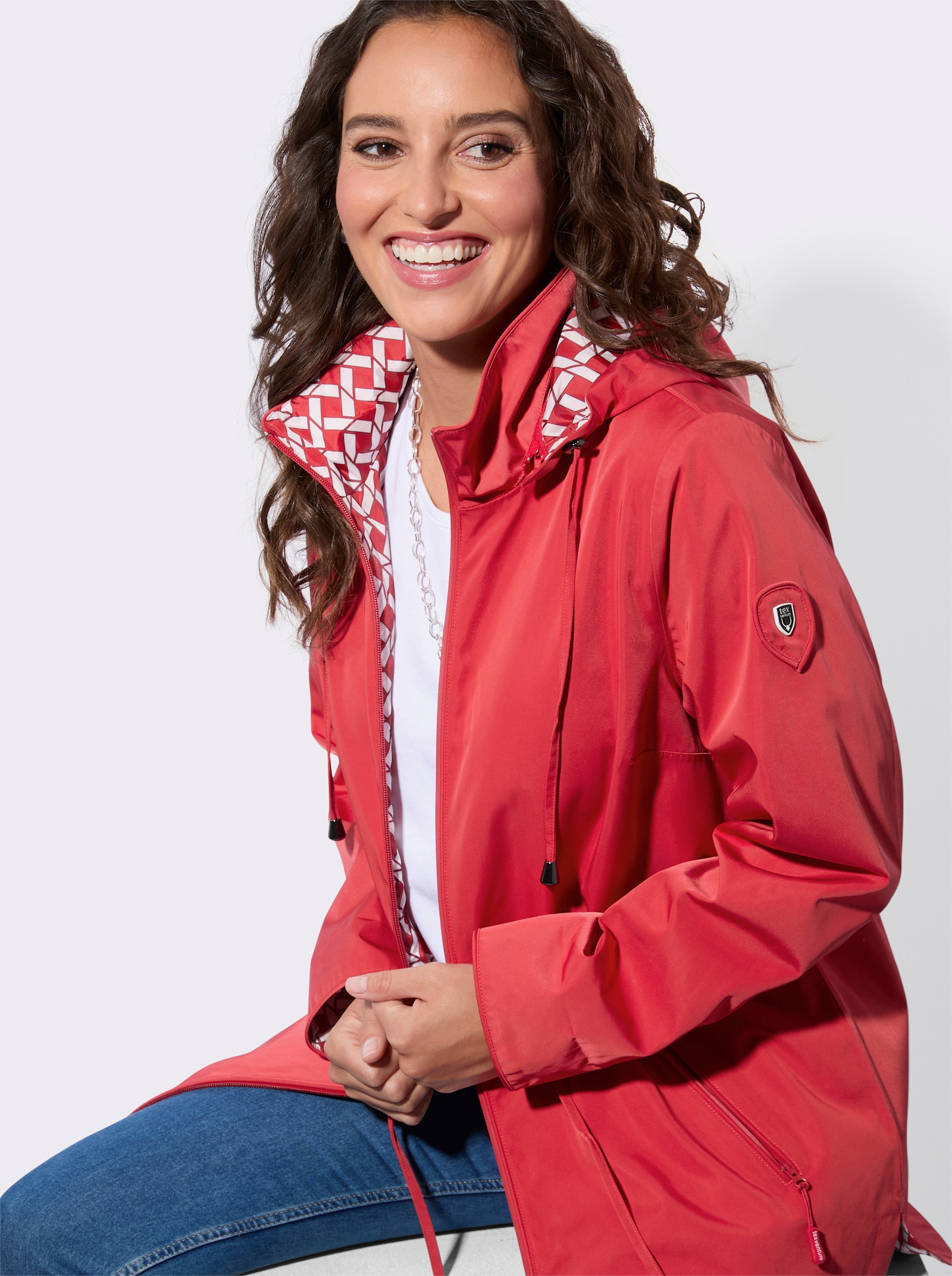 Funktionsjacke mit innovativer Ausrüstung - rot