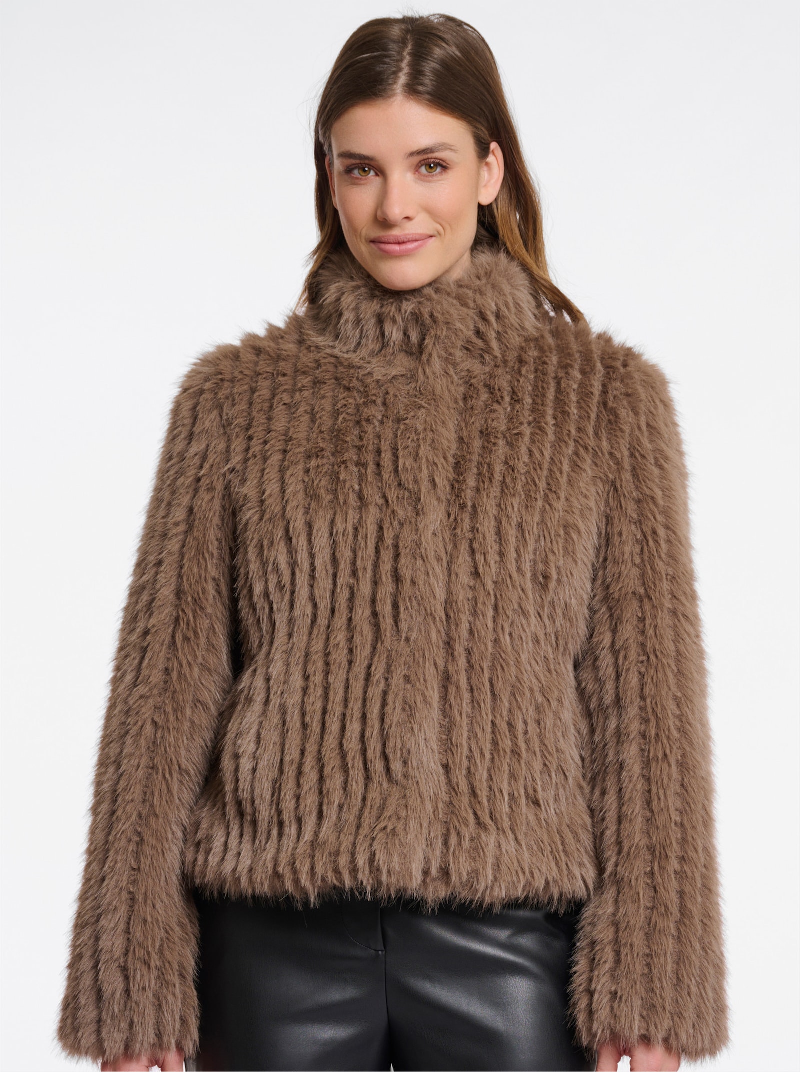 Rino & Pelle Fellimitatjacke mit Seitentaschen - sesam