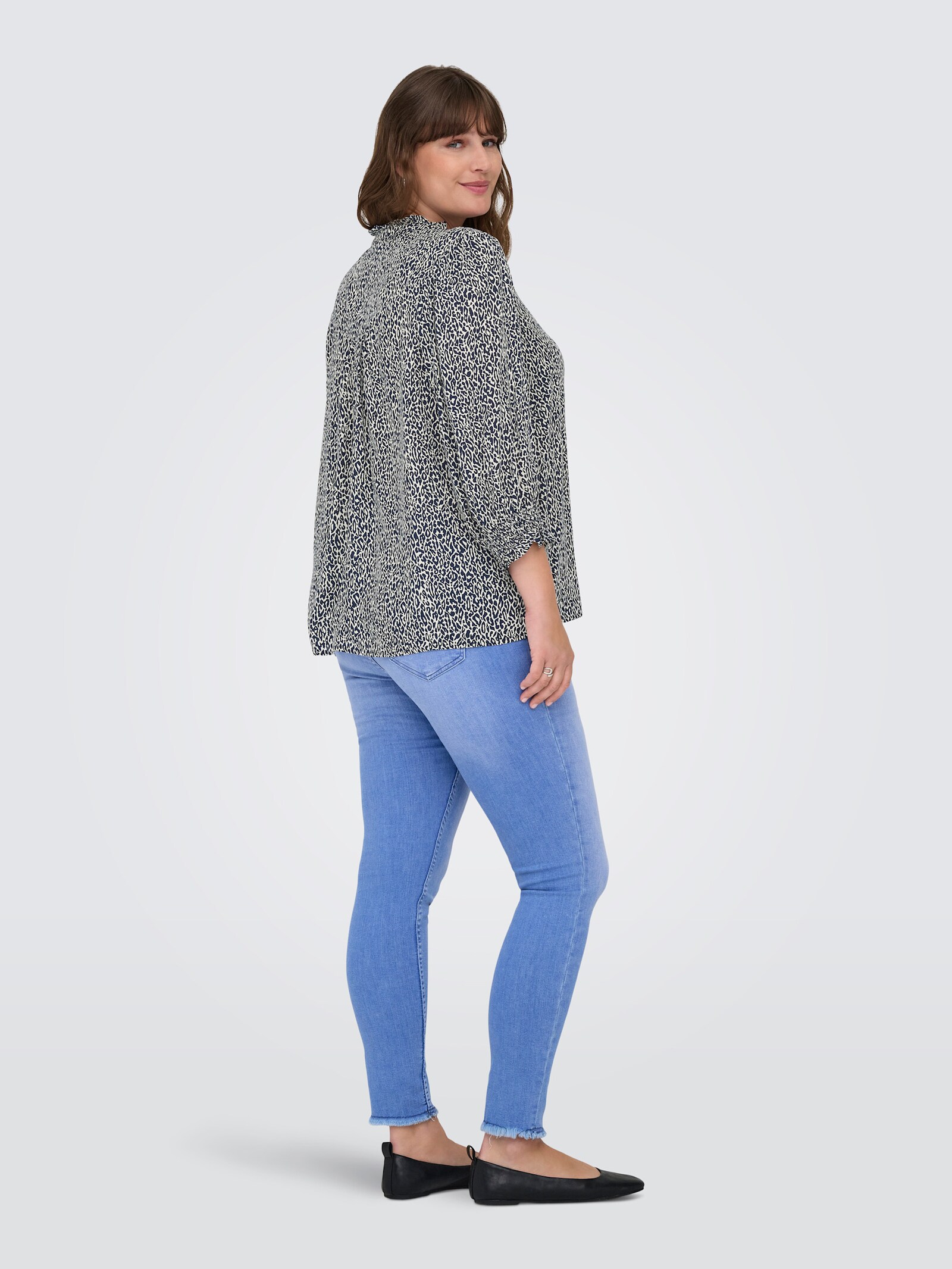 ONLY CARMAKOMA Druckbluse - night sky aop:loui leo