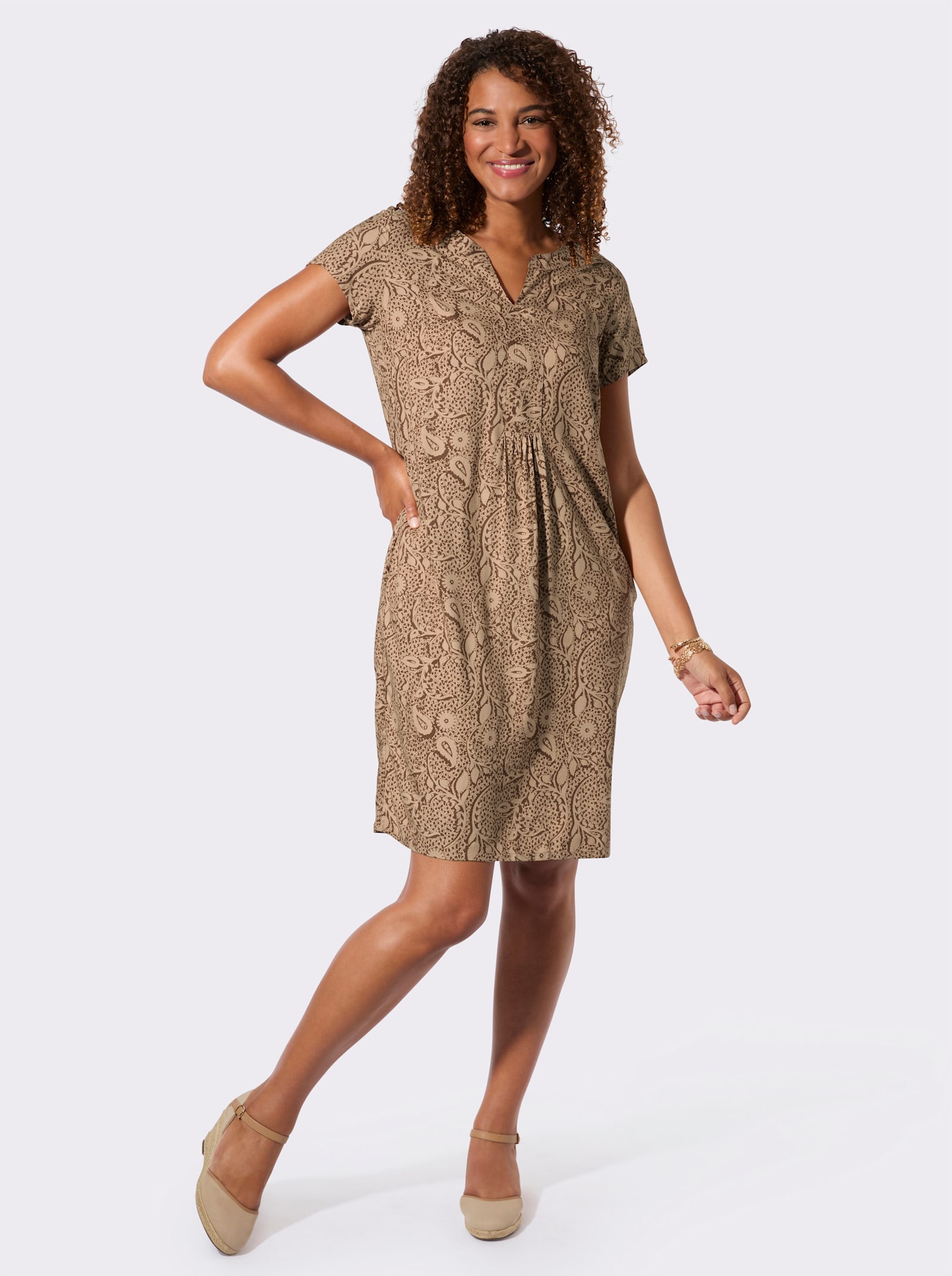 Webkleid in A-Form - camel-braun-bedruckt
