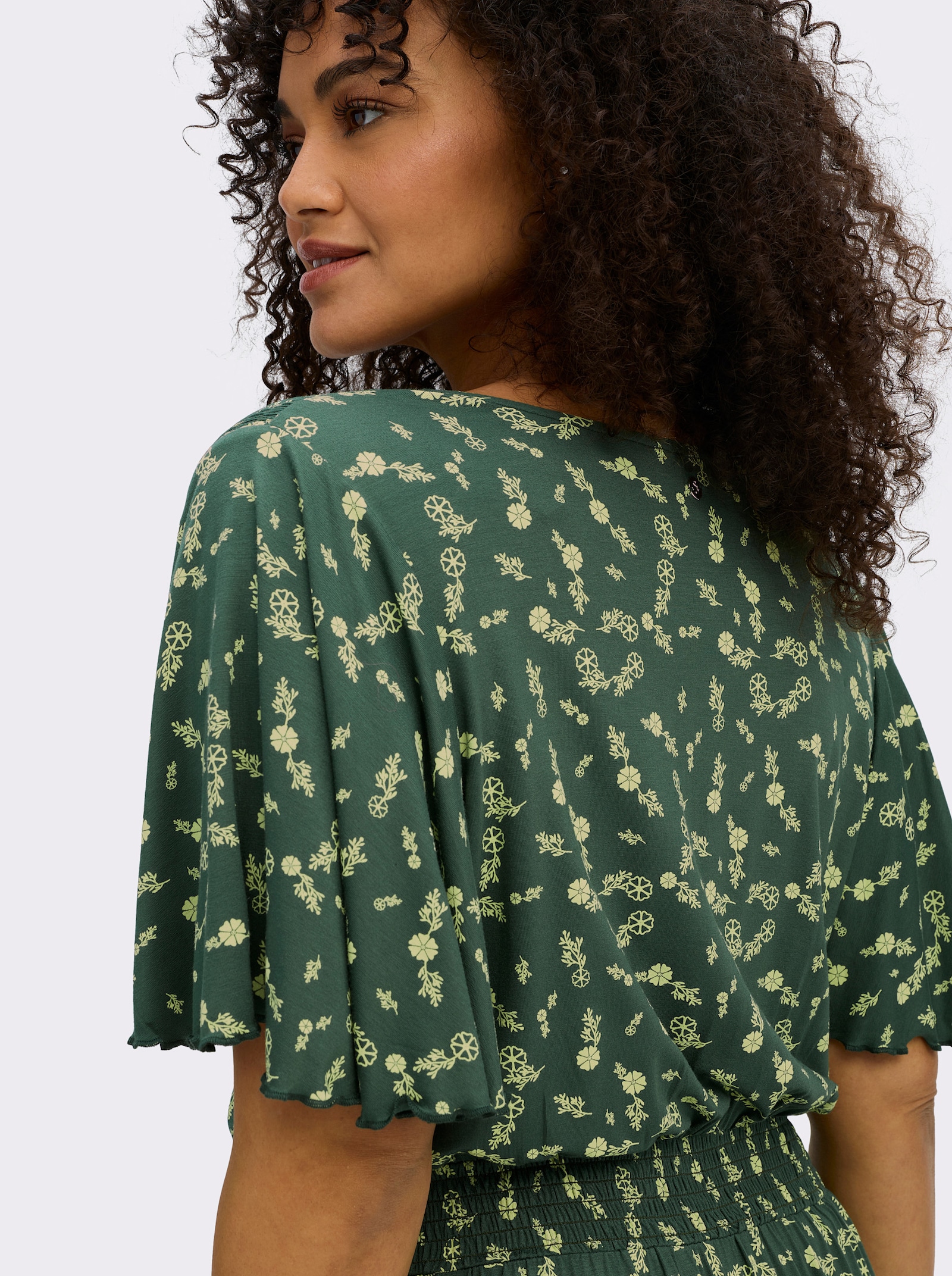 sheego Jerseykleid mit Flügelärmeln - moos-pistazie-bedruckt