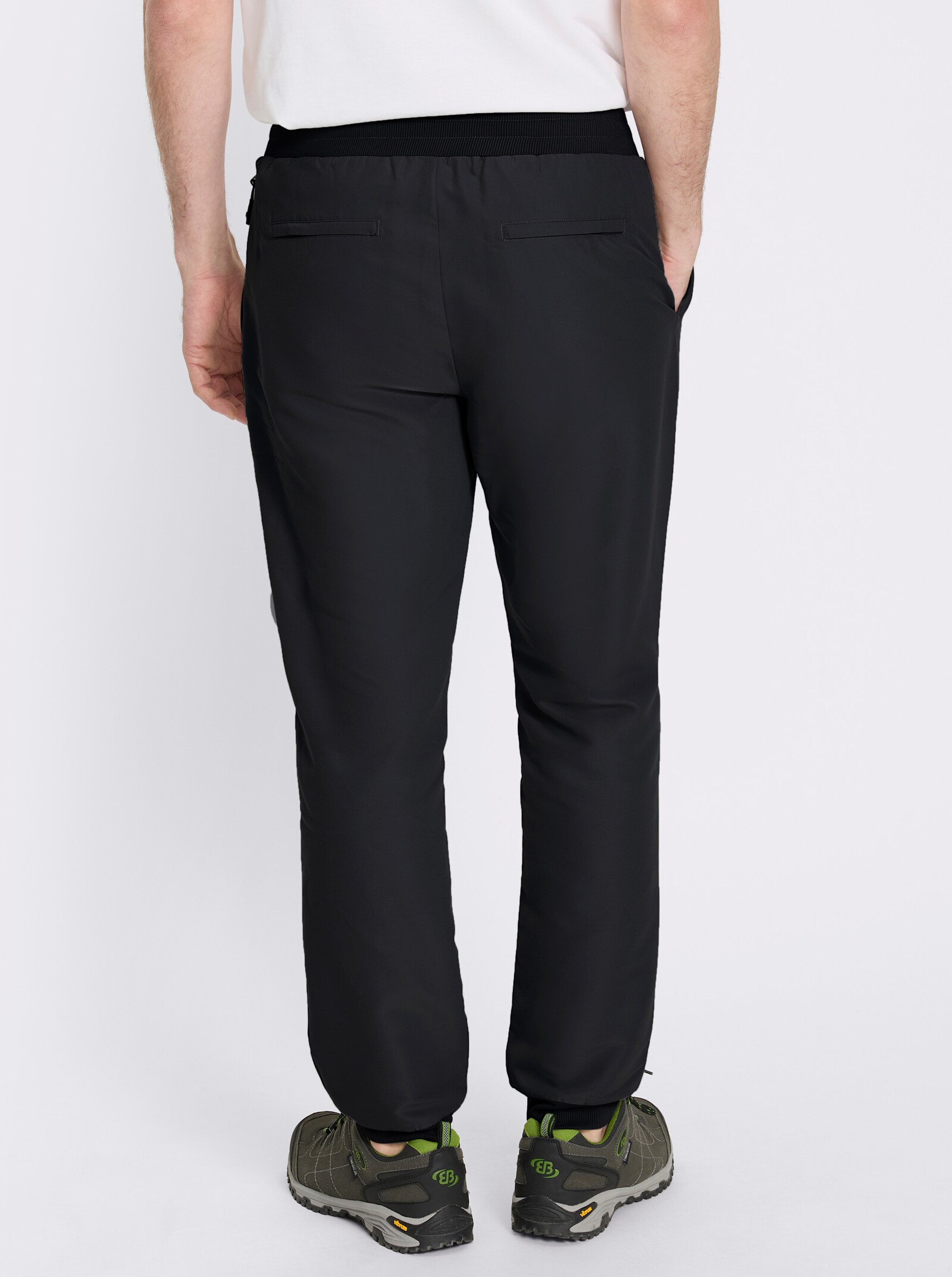 Catamaran Sports Funktionshose mit praktischen Taschen - schwarz