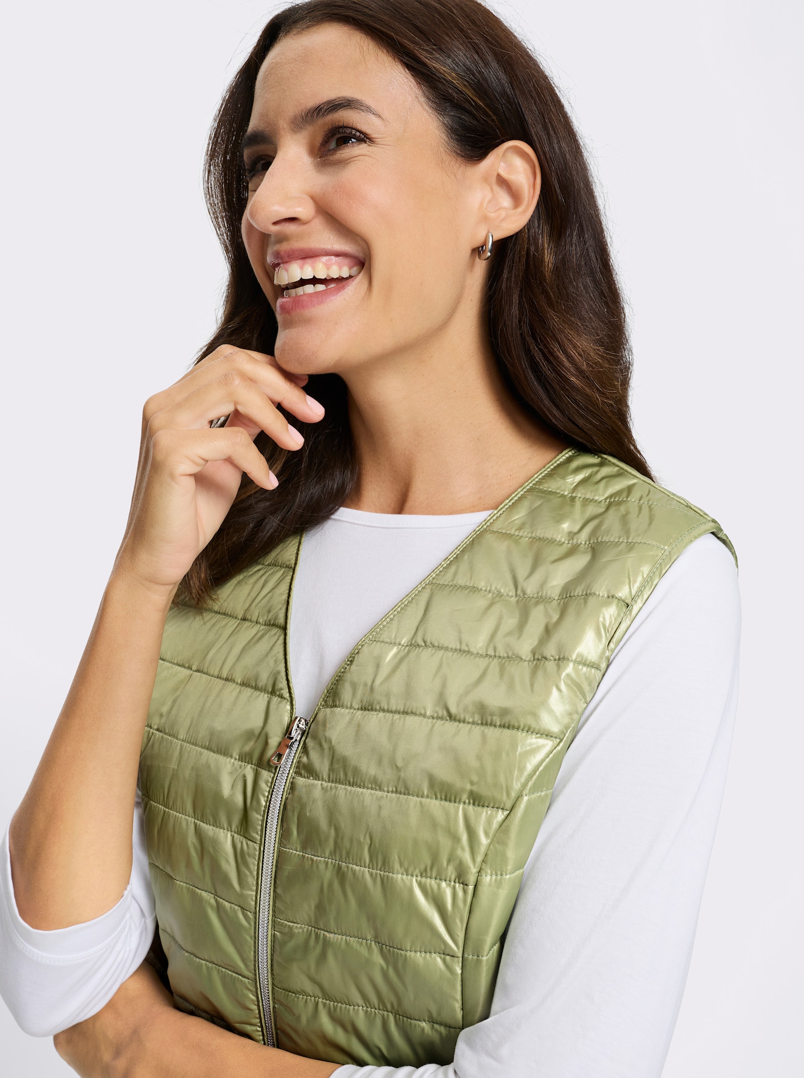 Prošívaná vesta s lehkým vatováním - rákosová