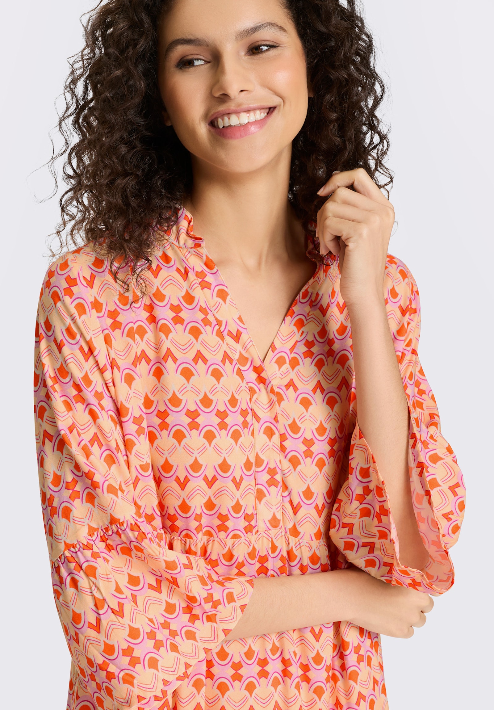 heine Druckkleid mit Volant-Ärmeln - apricot-orange-bedruckt